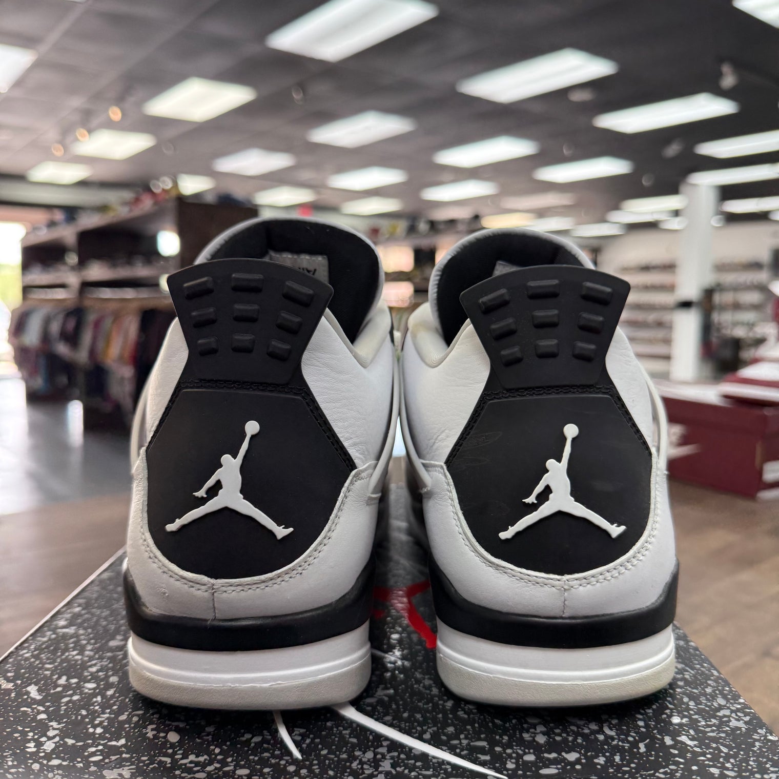 Military Black Jordan 4 (USED)