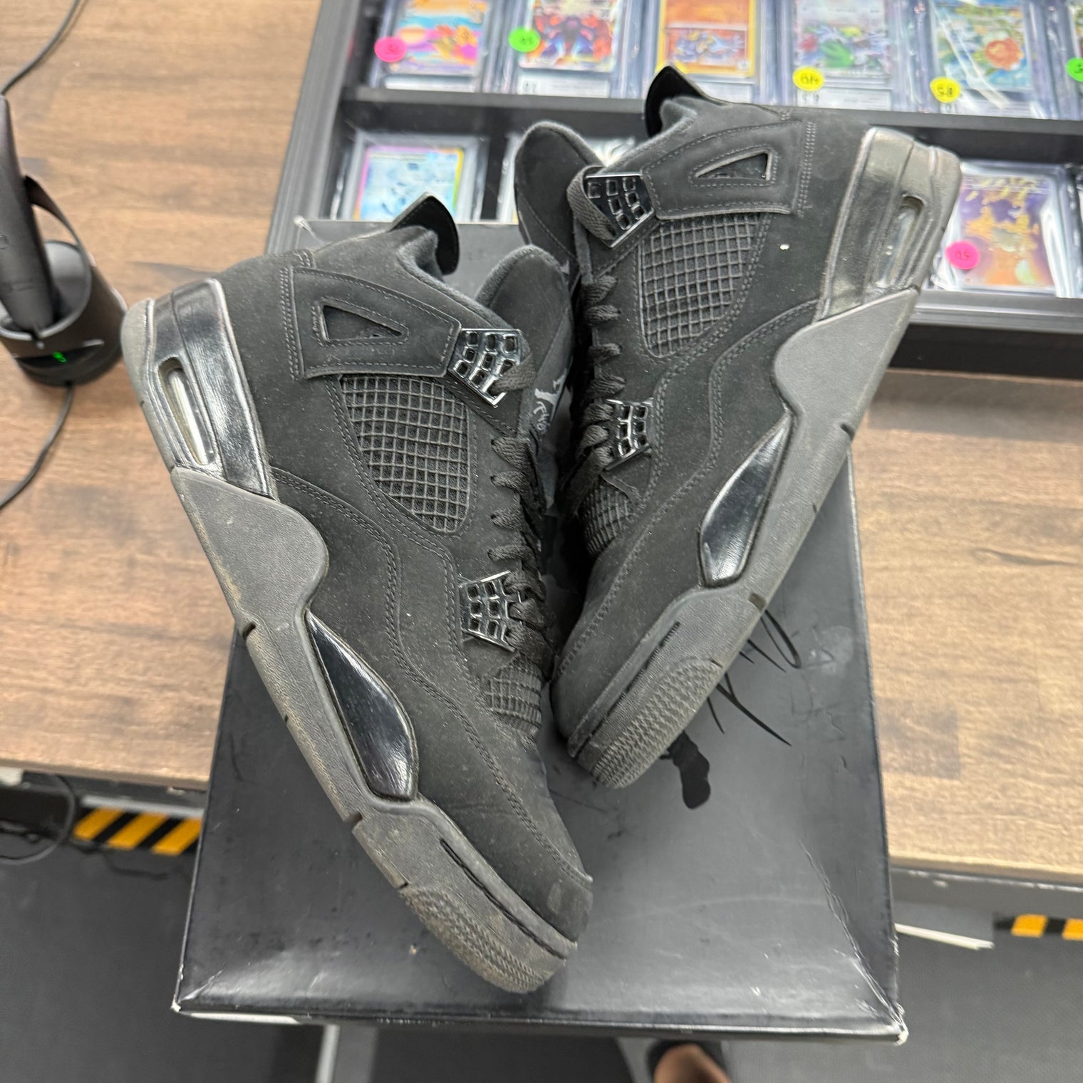 Black Cat Jordan 4 2020 (USED)
