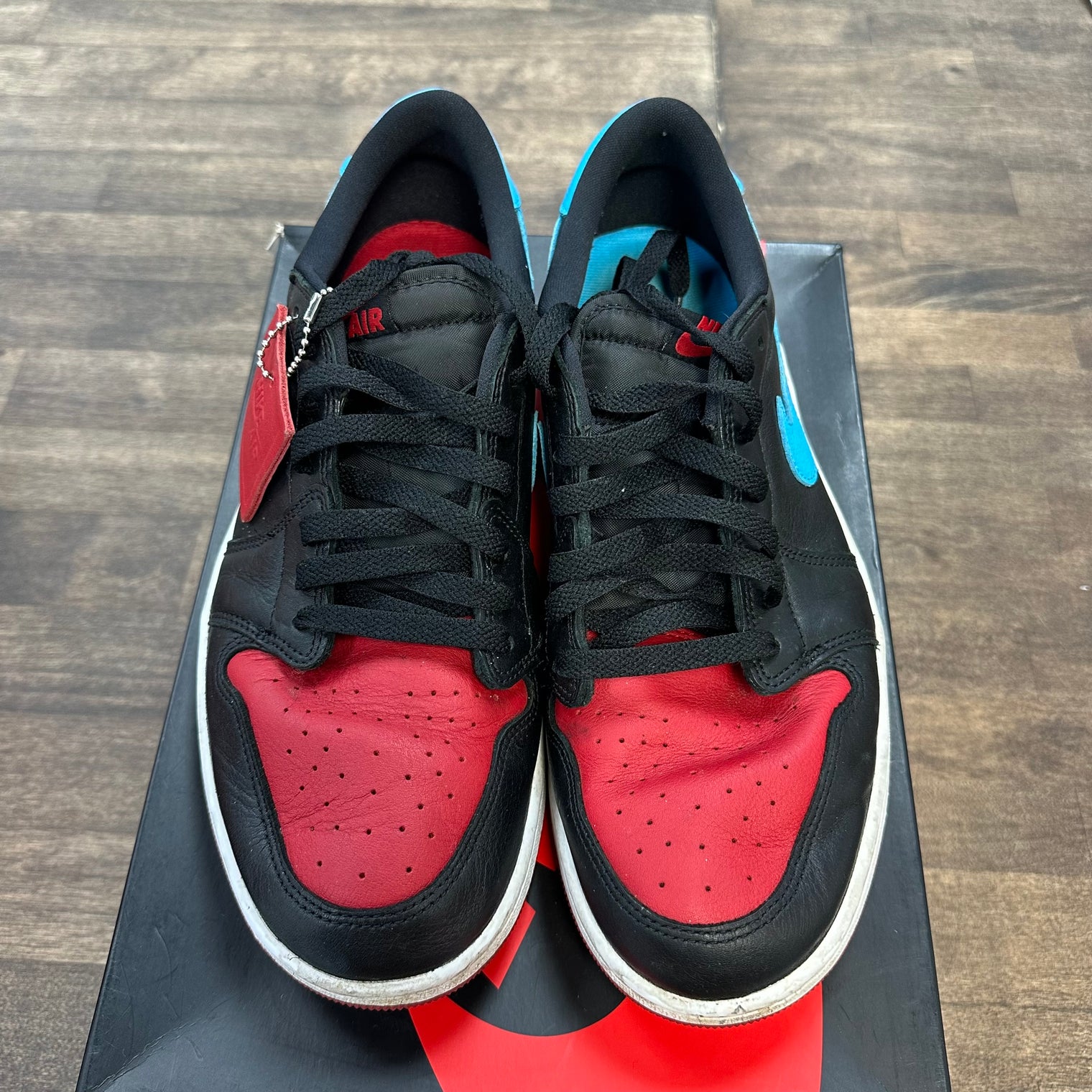NC to Chi Jordan 1 Low (W) (USED)