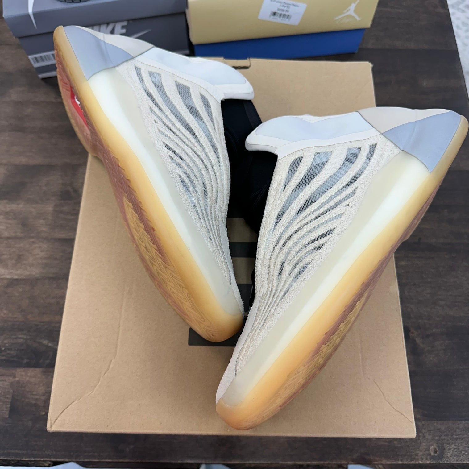 Mist Slate adidas Yeezy QNTM (USED)