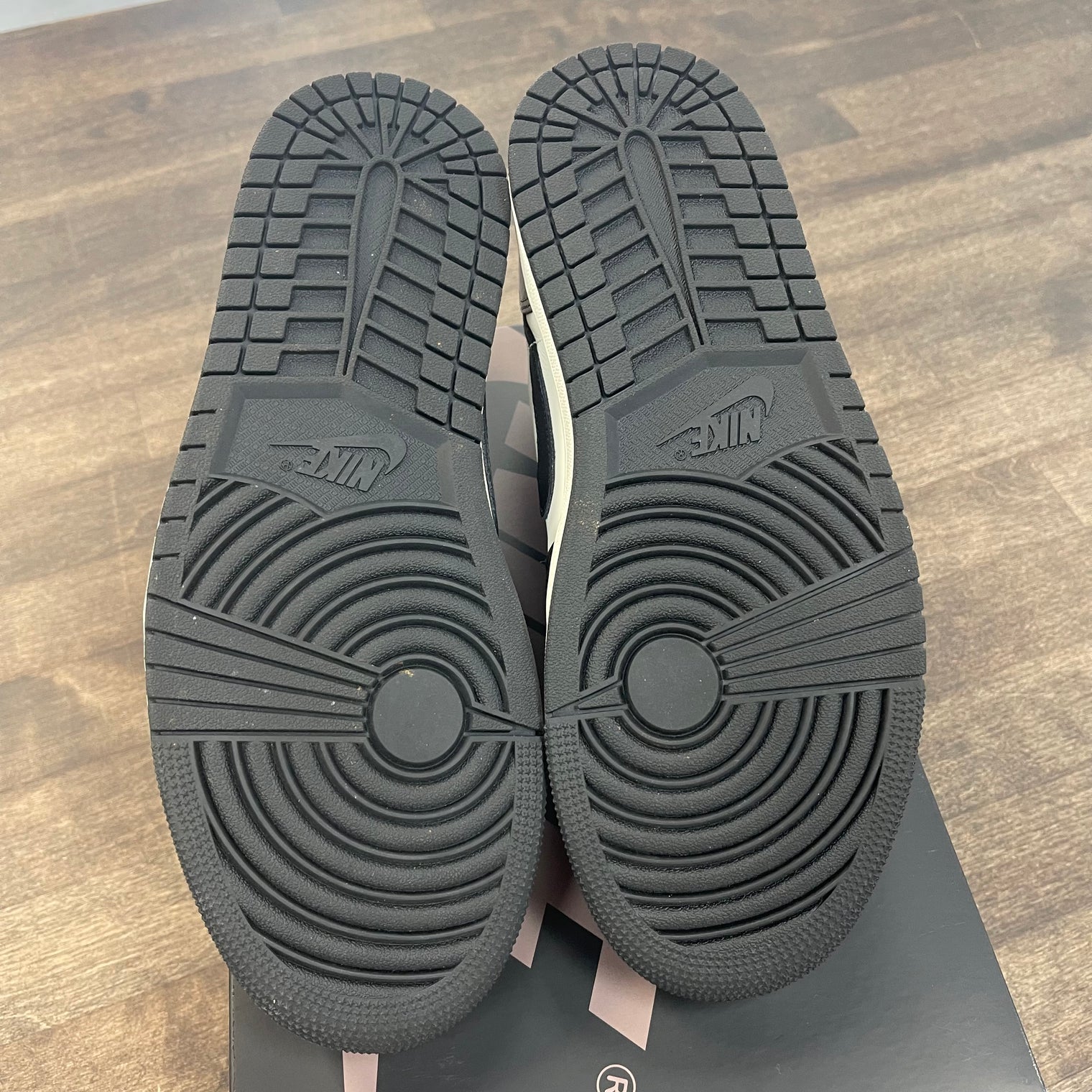 Mocha Jordan 1 Low OG (USED)