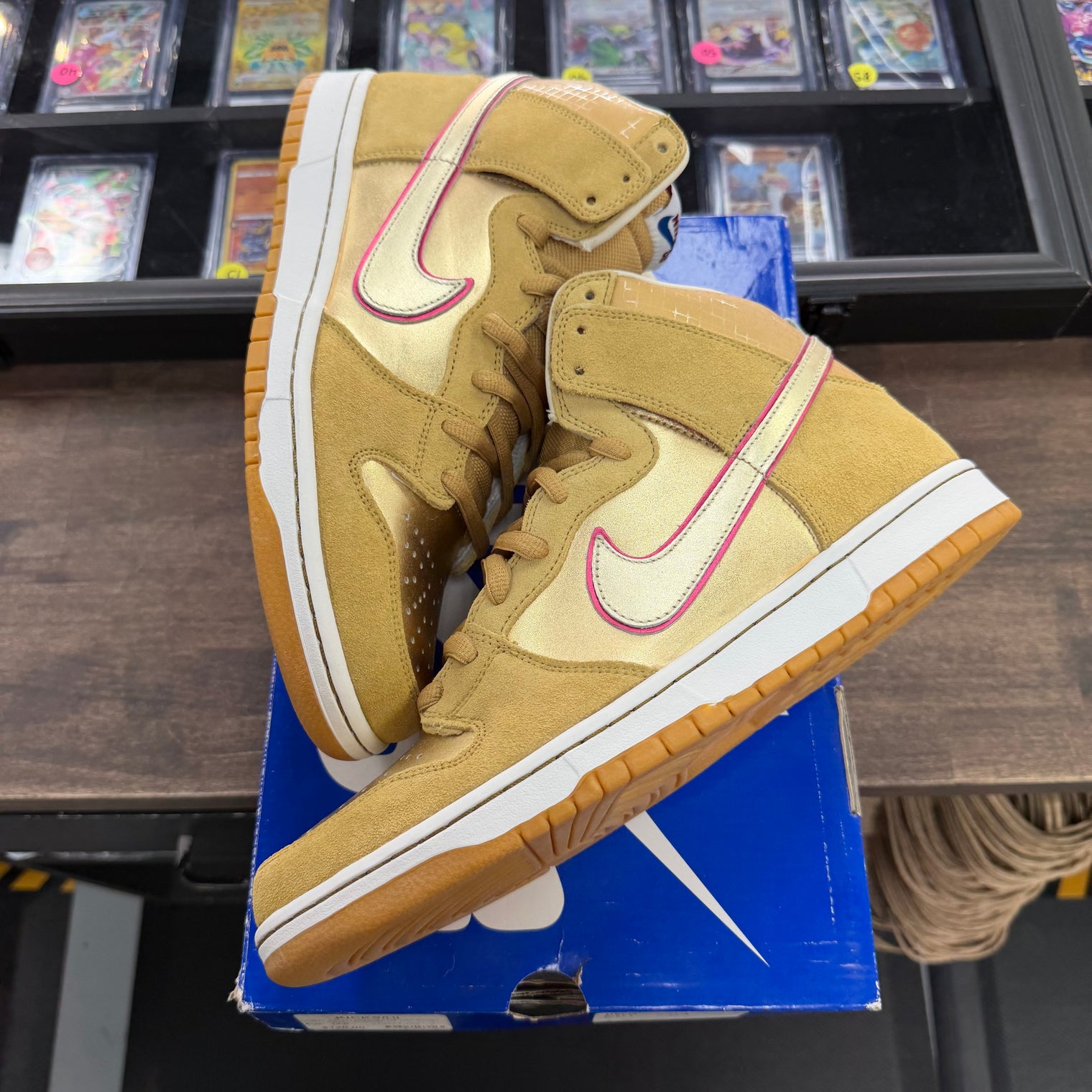 Koston Thai Temple SB Dunk High (USED)