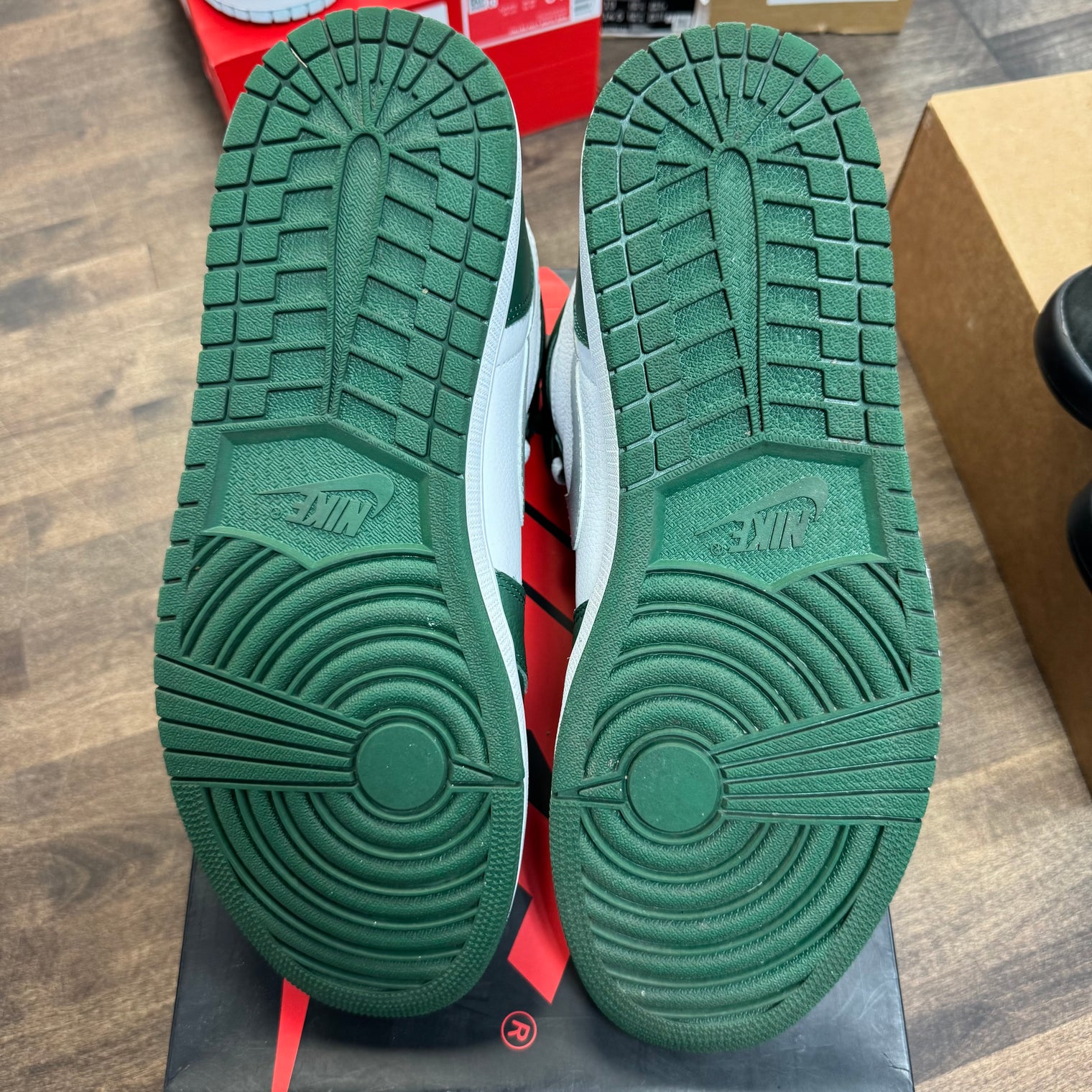 Gorge Green Jordan 1 High (USED)