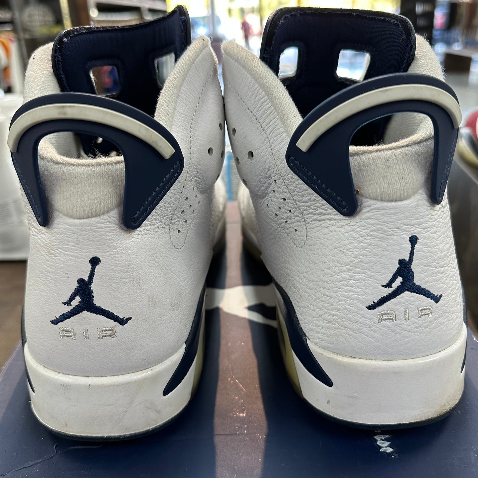 Midnight Navy Jordan 6 Retro (USED)