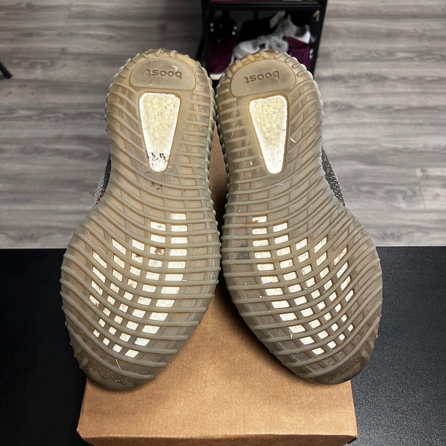 Yeezy Boost 350 V2 OG Beluga (USED, No box)
