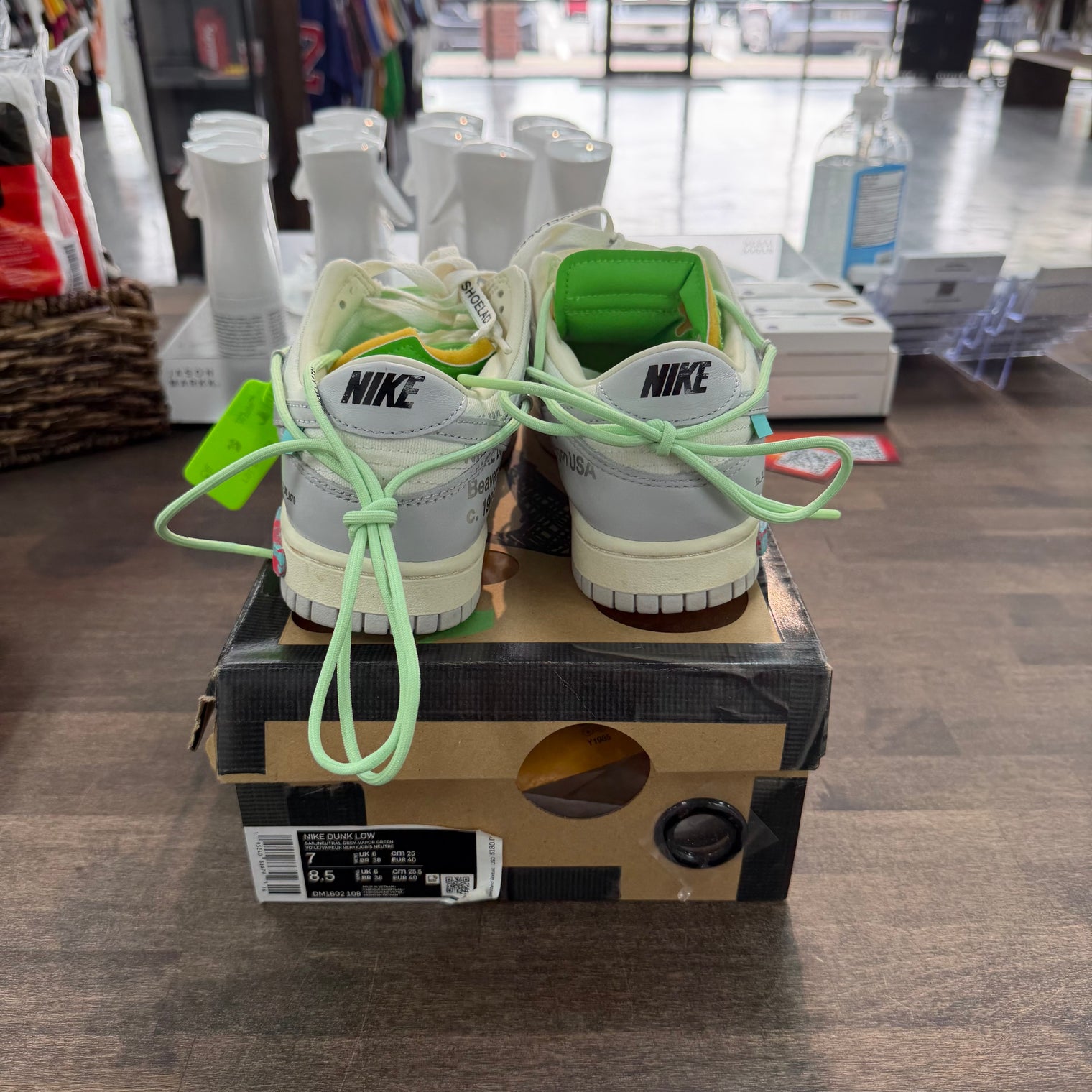 Lot 7 of 50 Off-White Dunk Low (USED)