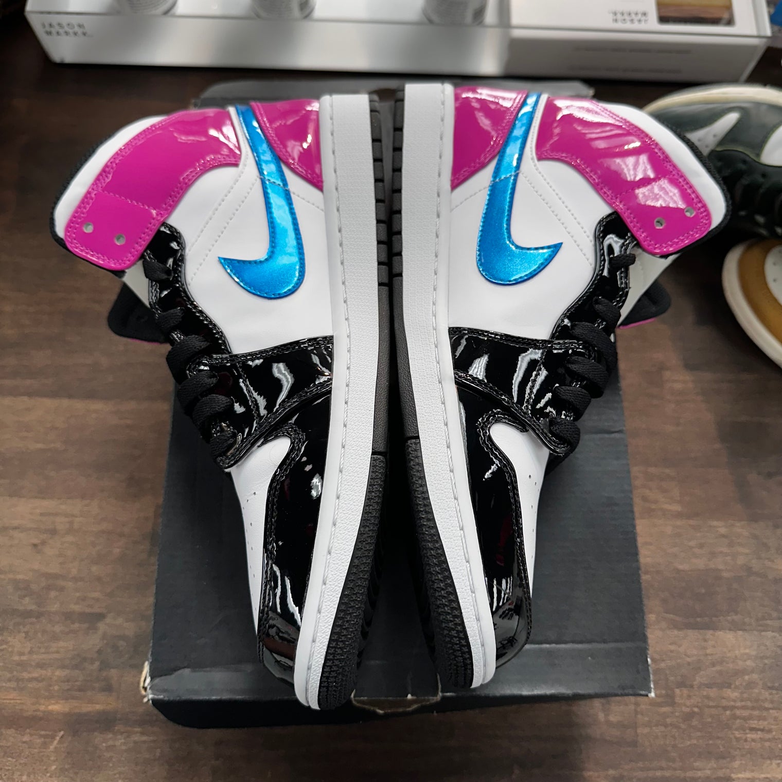 White Black Cyber Jordan 1 Mid (USED)
