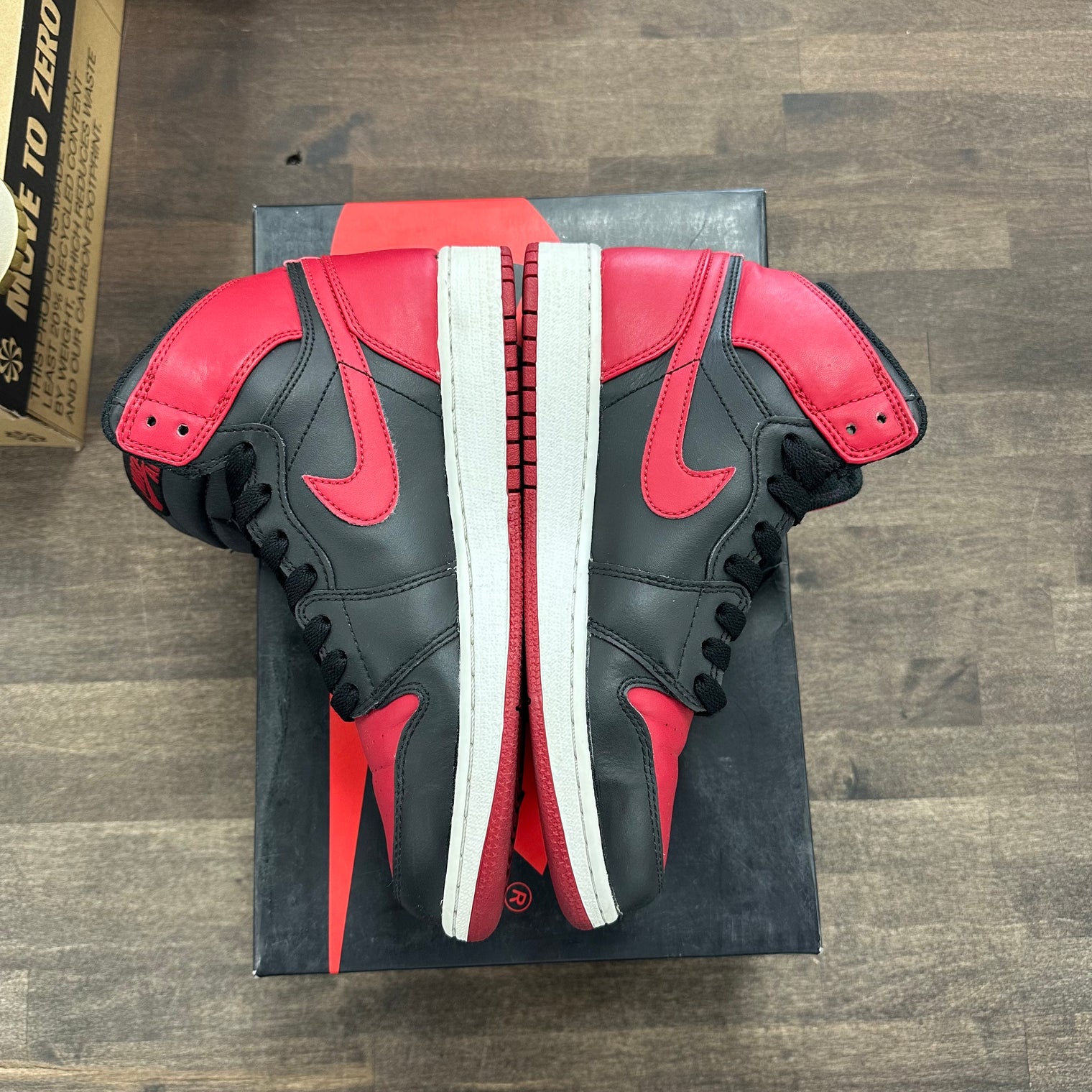 Bred Jordan 1 Retro (2013) (GS) (USED, No Box)