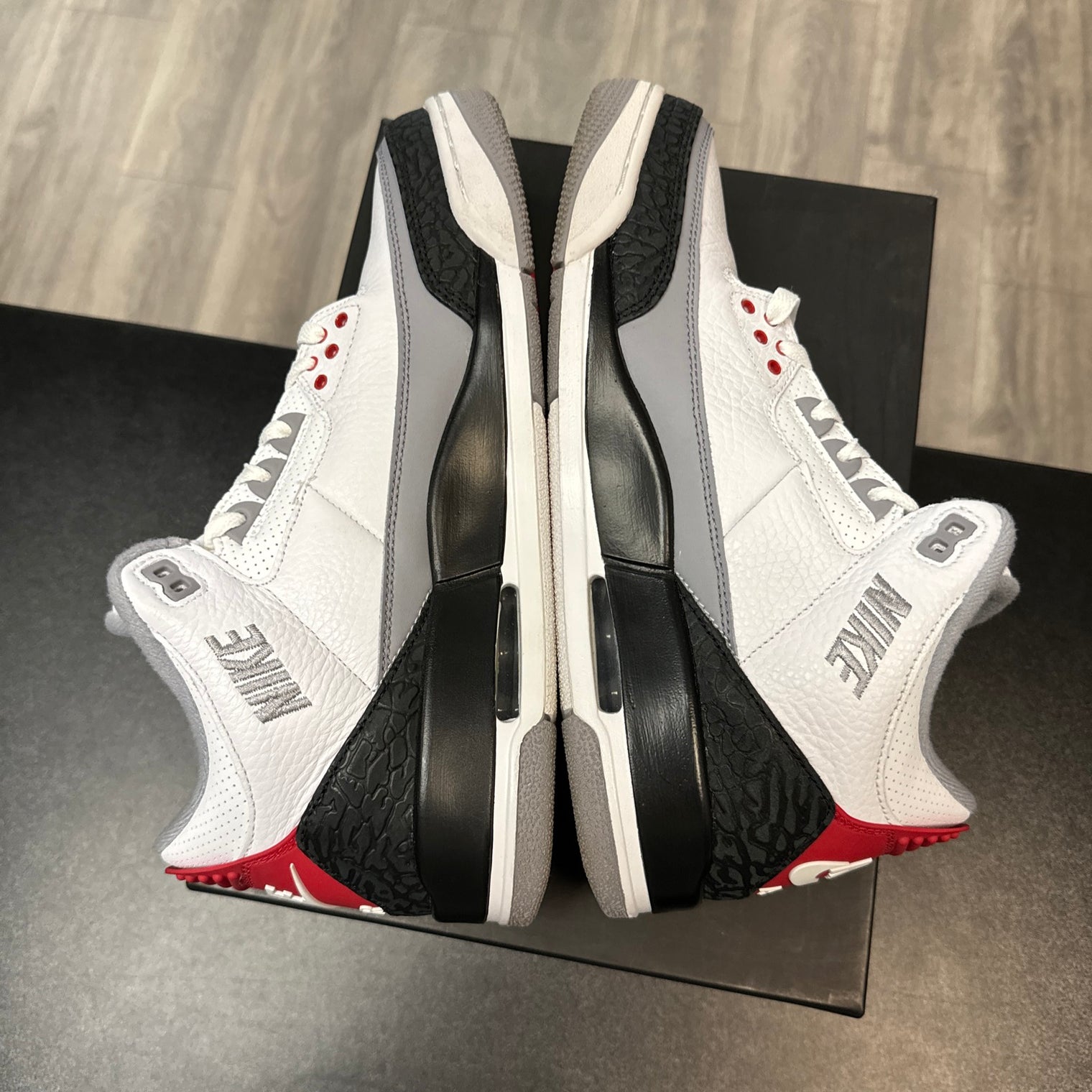 Tinker Hatfield Jordan 3 (USED)