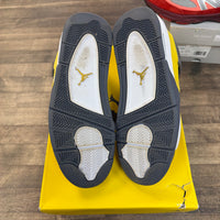 Lightning Jordan 4 Retro (USED)