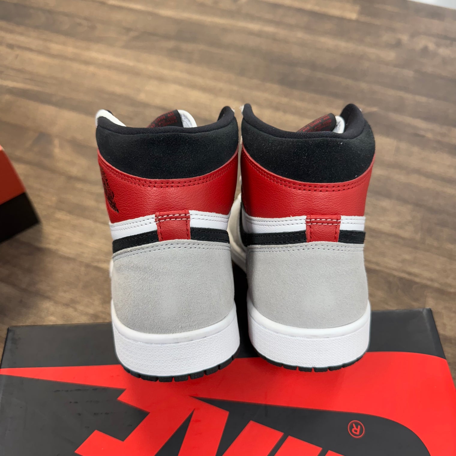 Light Smoke Grey Jordan 1 High (Lightly Worn)