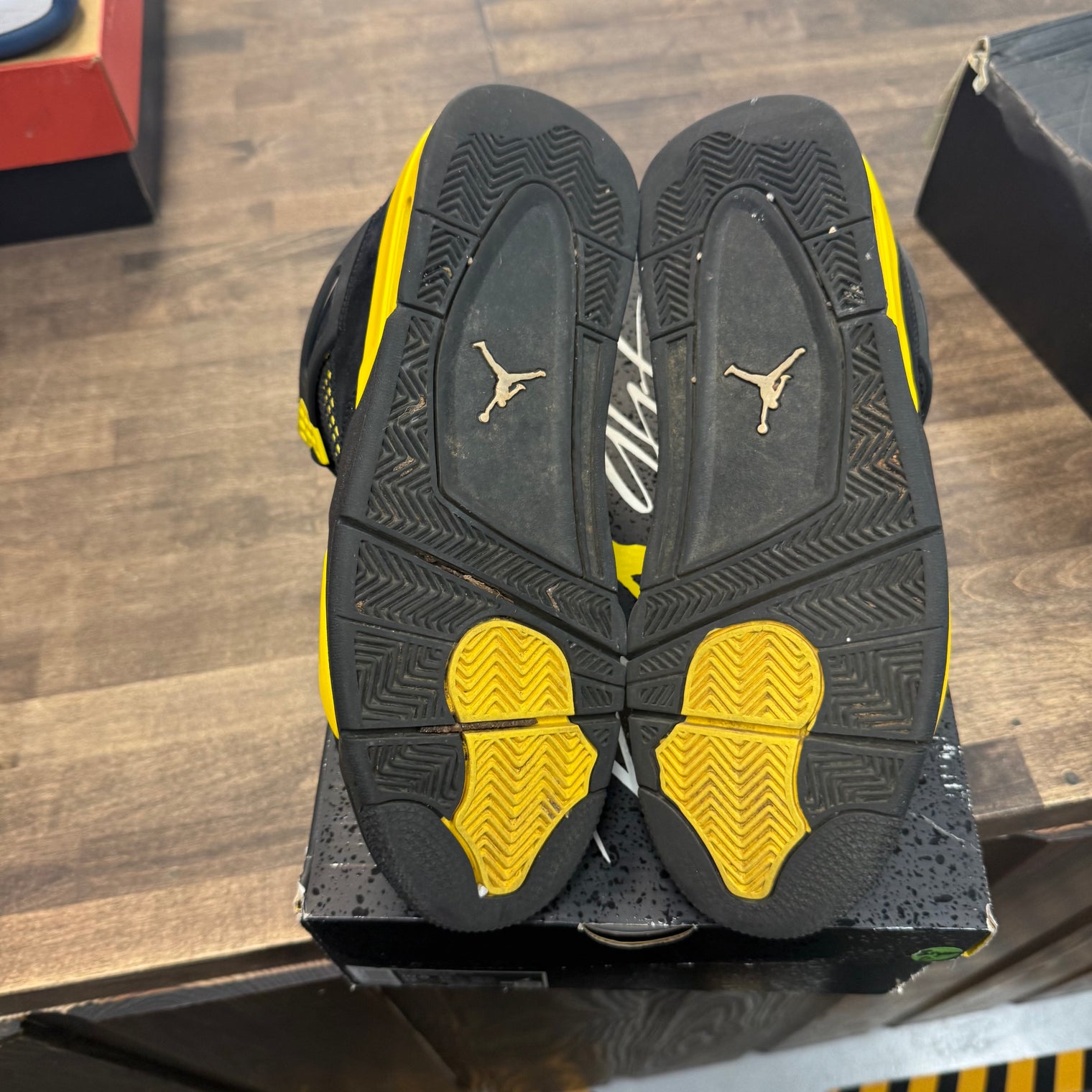 Yellow Thunder Jordan 4 Retro (USED)