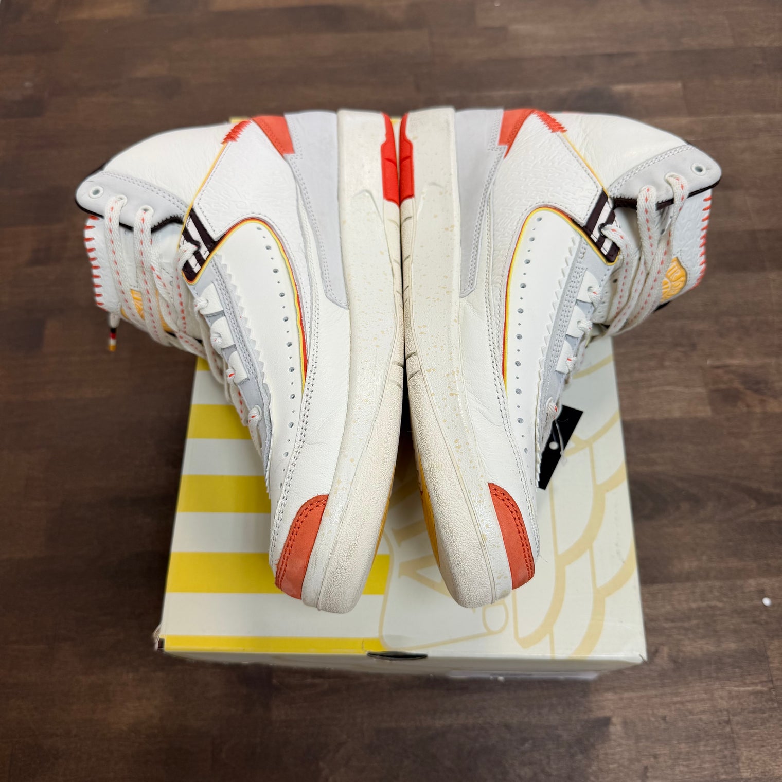 Maison Chateau Rouge Jordan 2 Retro SP (USED)