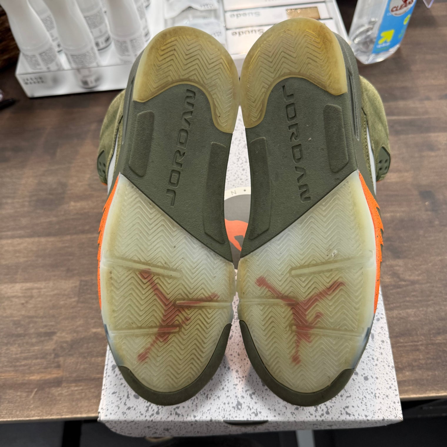 Olive Jordan 5 (2024) (USED)