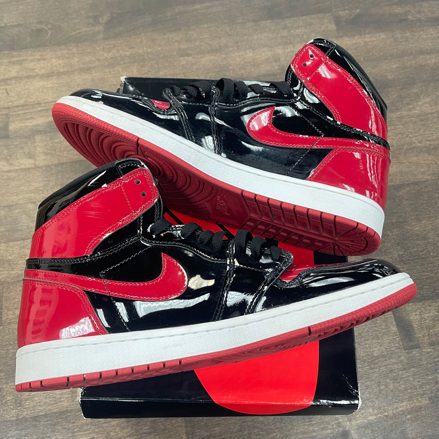 Patent Bred Jordan 1 High (USED)