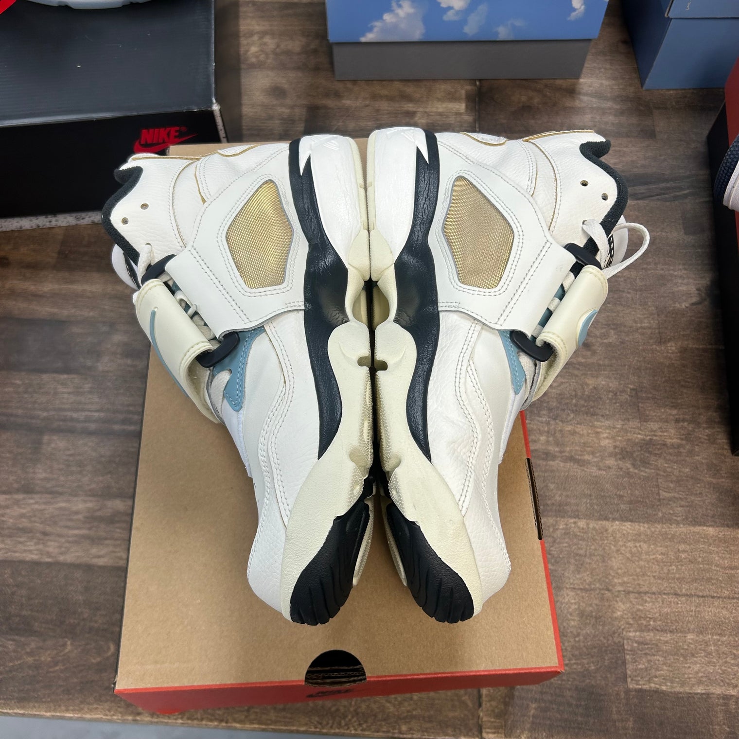 Must Be The Money Nike Air Diamond Turf (USED)