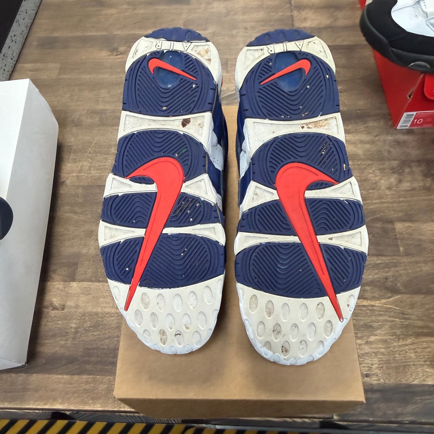 Knicks Nike Air More Uptempo (USED, No Box)