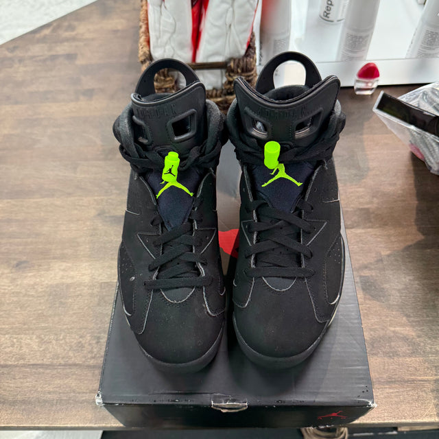 Electro Green Jordan 6 (USED)