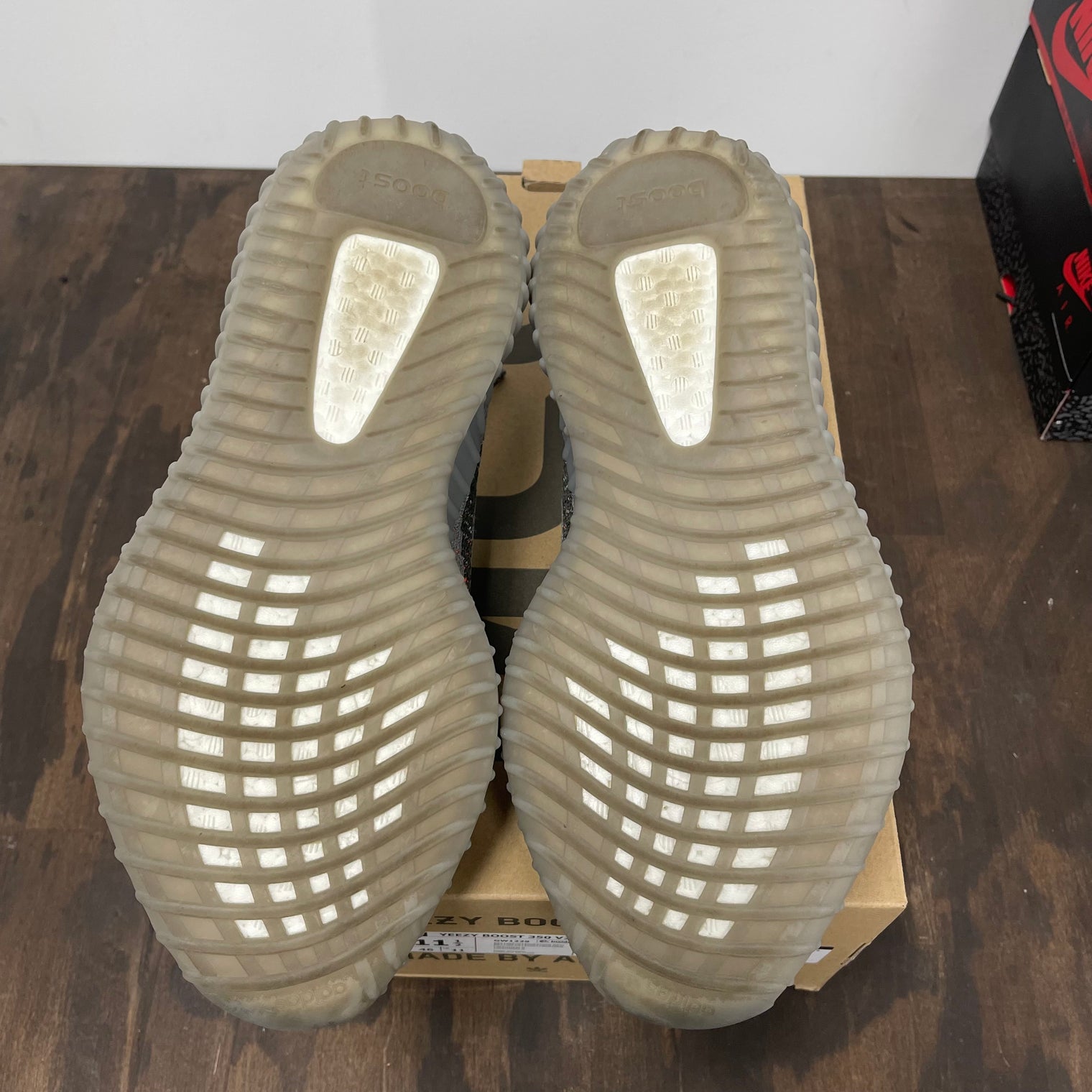 Beluga Reflective Yeezy 350 (USED)