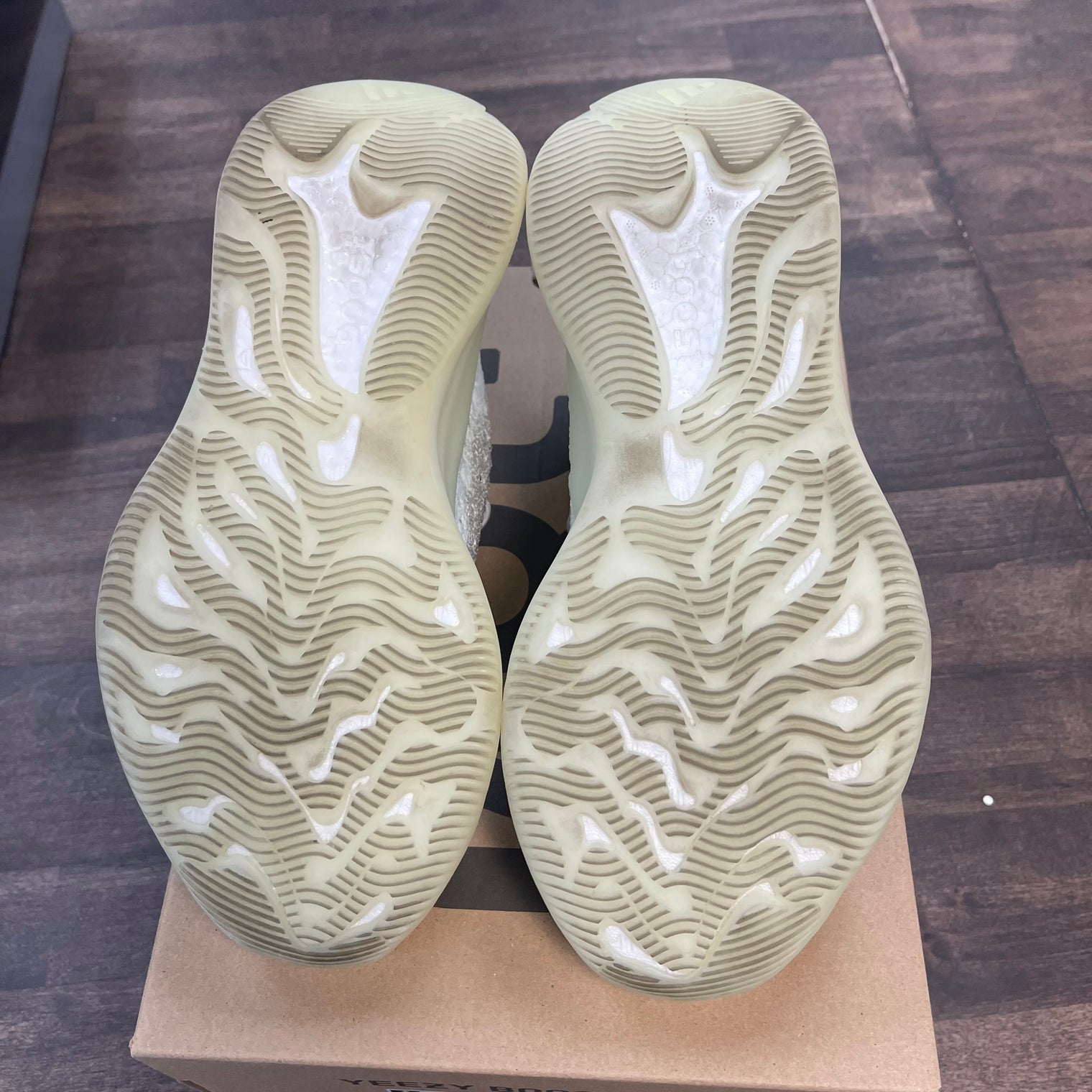 Calcite Glow Yeezy 380 (USED)