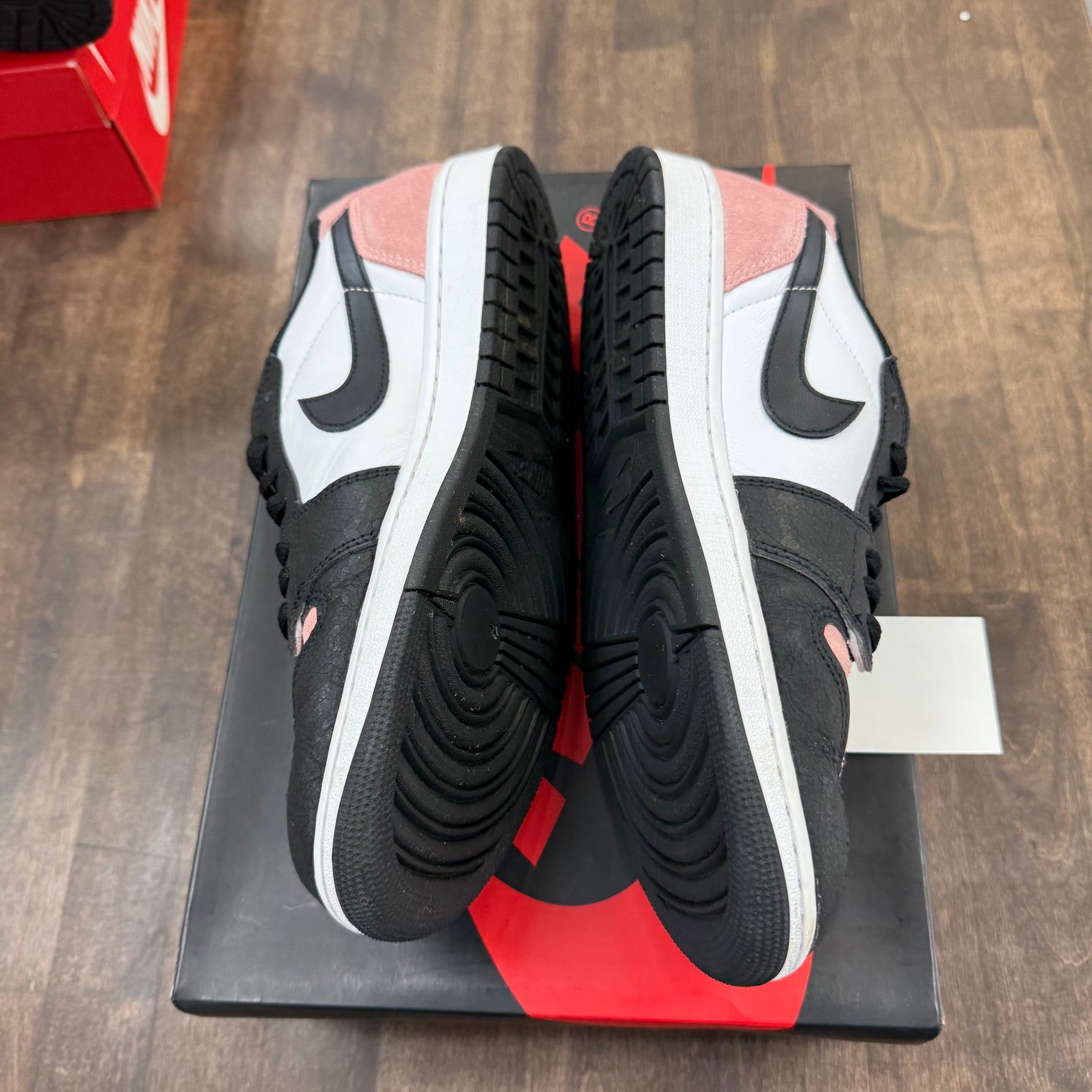 Bleached Coral Jordan 1 Low OG (USED)