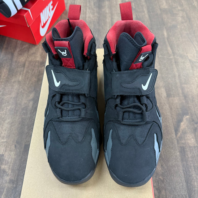Nike Air DT Max '96 Falcons (USED)