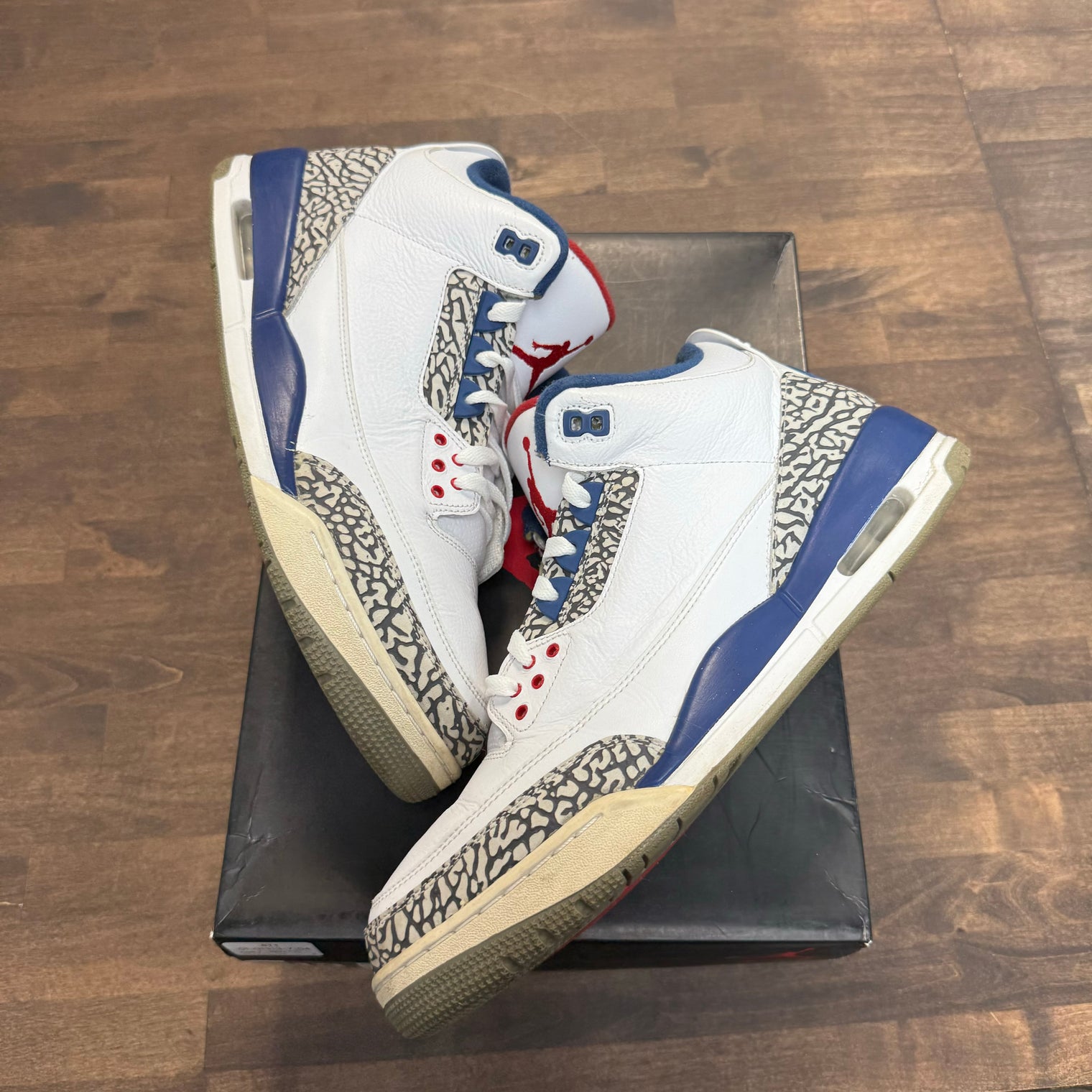 True Blue Jordan 3 (USED)