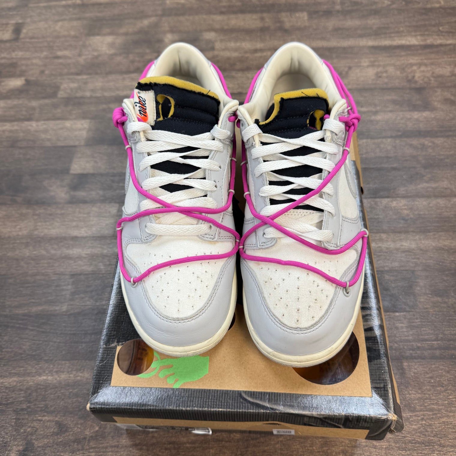 Lot 30 of 50 Off-White Dunk Low (USED)
