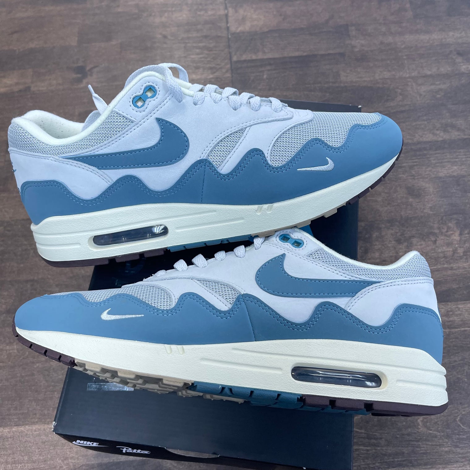 Patta Waves Aqua Air Max 1 (USED)