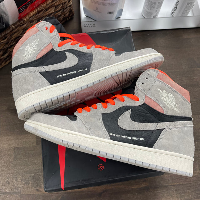 Neutral Grey Hyper Crimson Jordan 1 High (USED)