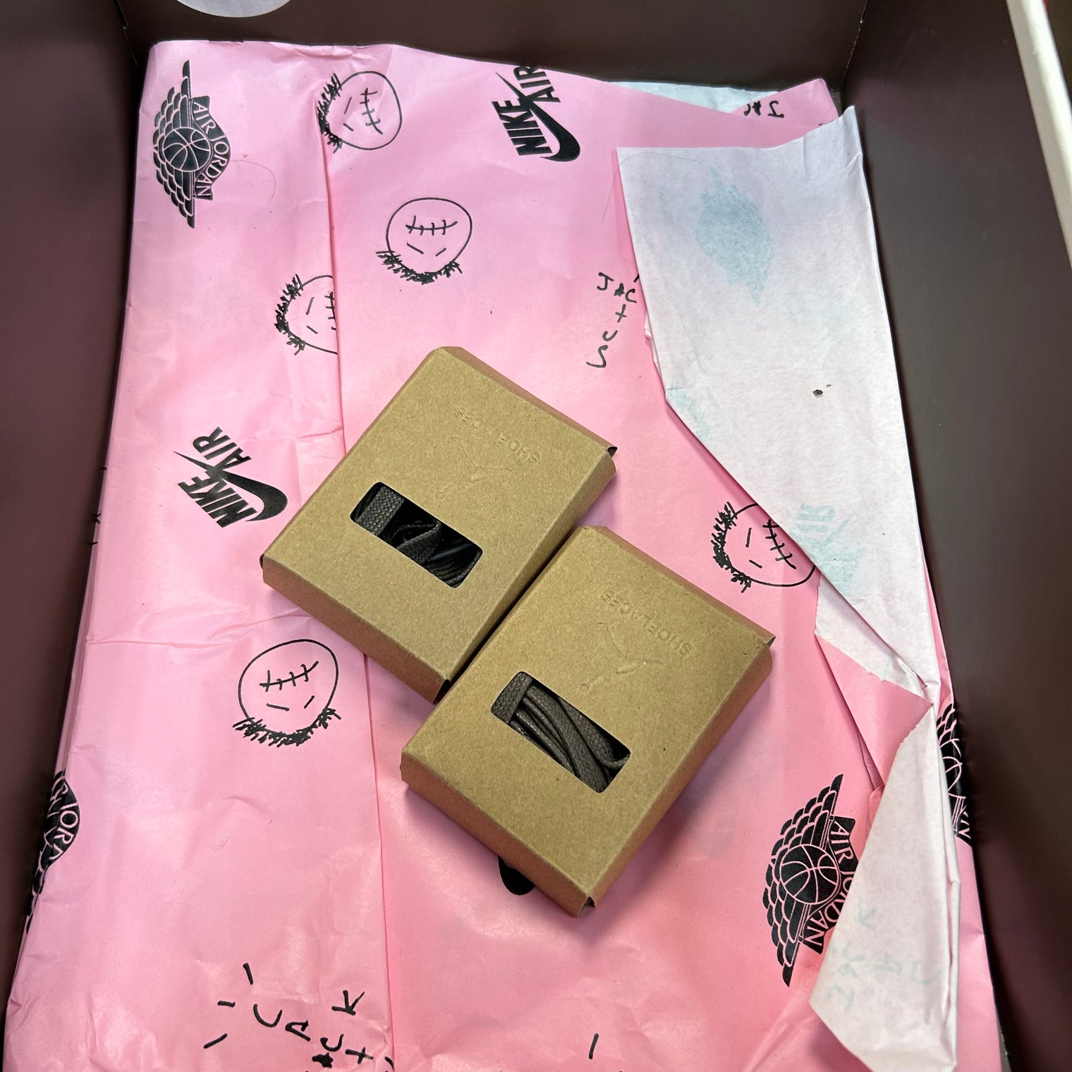 Velvet Brown Travis Scott Jordan 1 Low OG SP (USED)