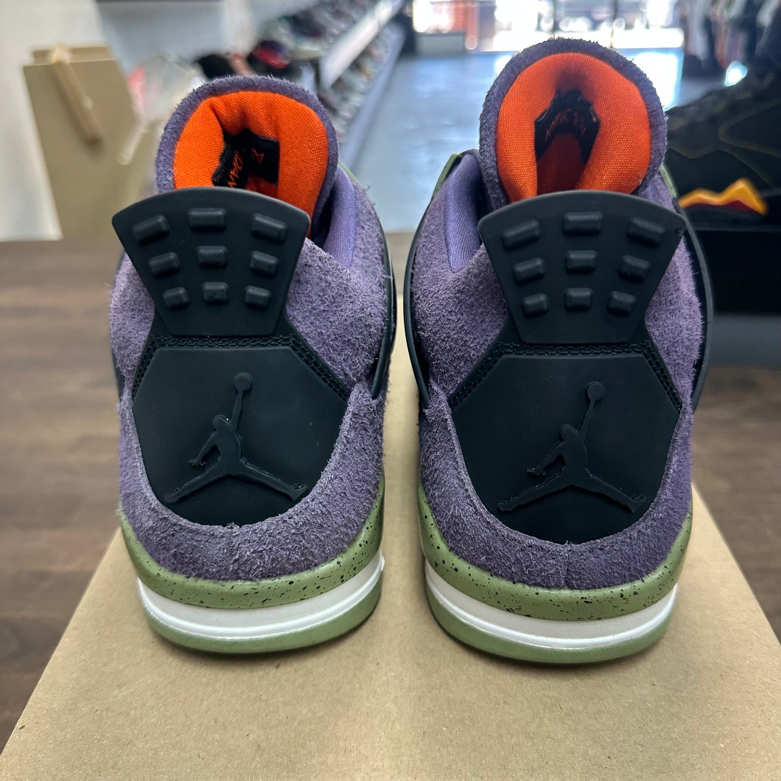 (W) Canyon Purple Jordan 4 (USED,No Box)