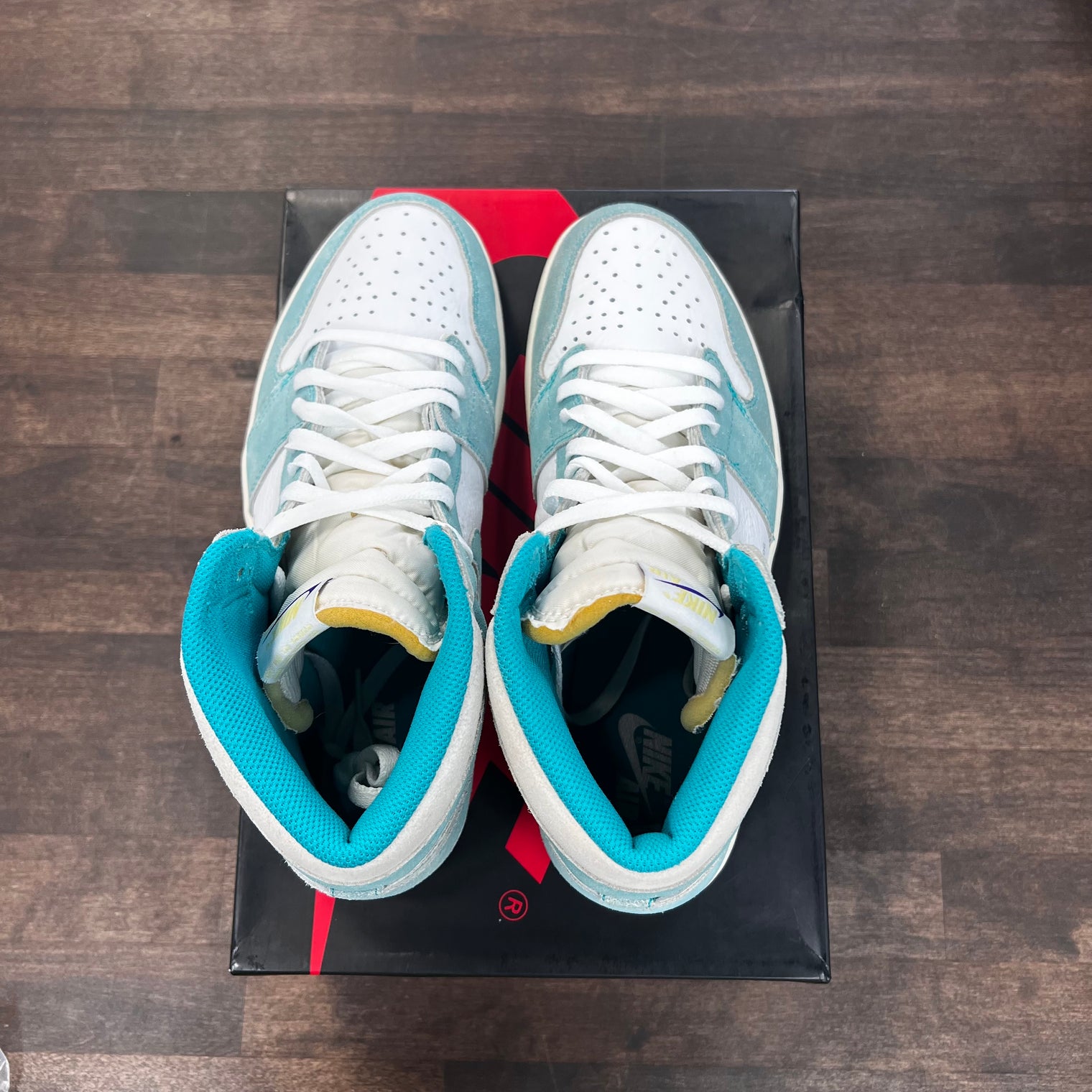 Turbo Green Jordan 1  High (USED)