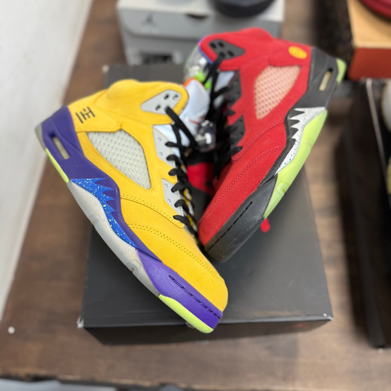 What the Jordan 5 Retro (USED)