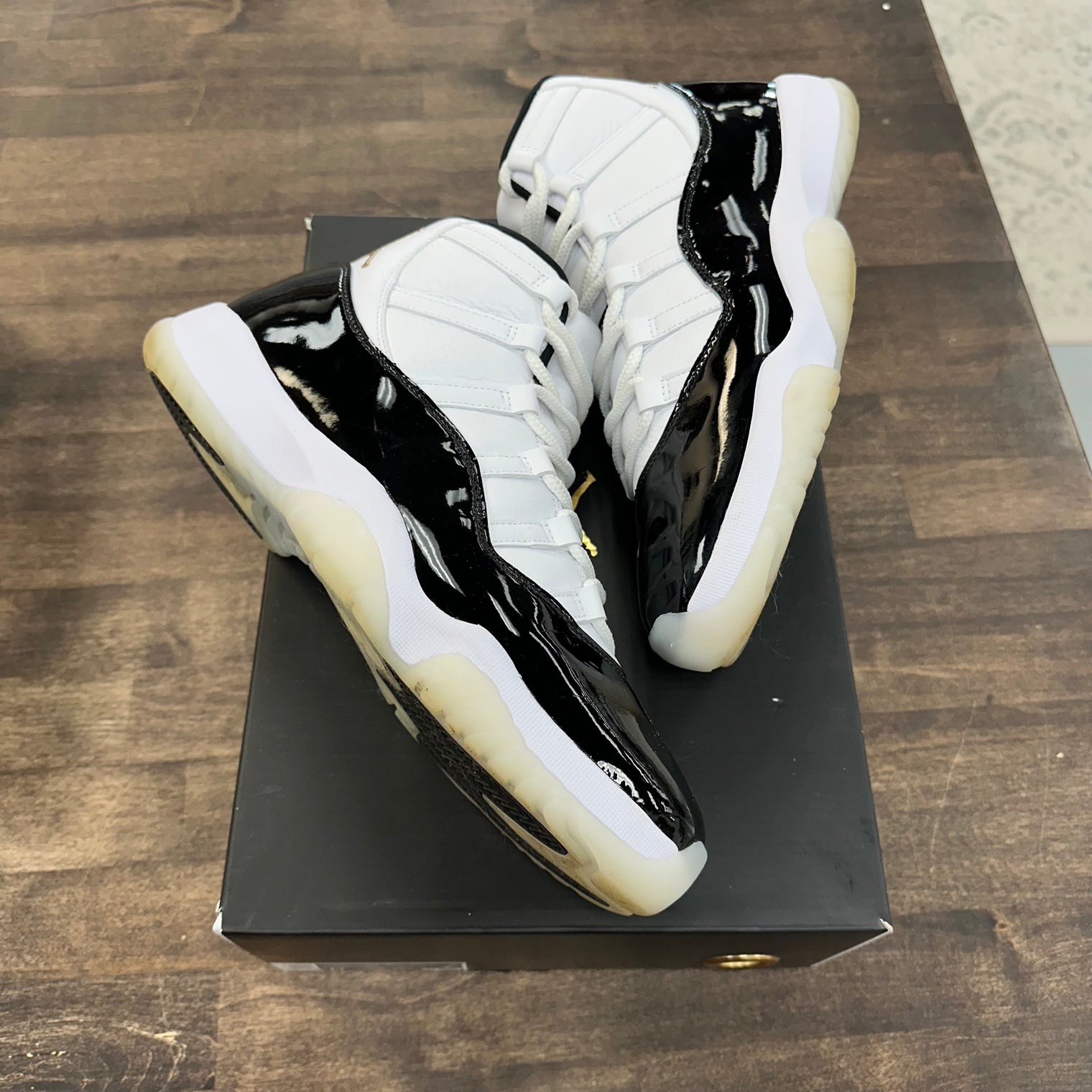 DMP Gratitude Jordan 11 (USED)