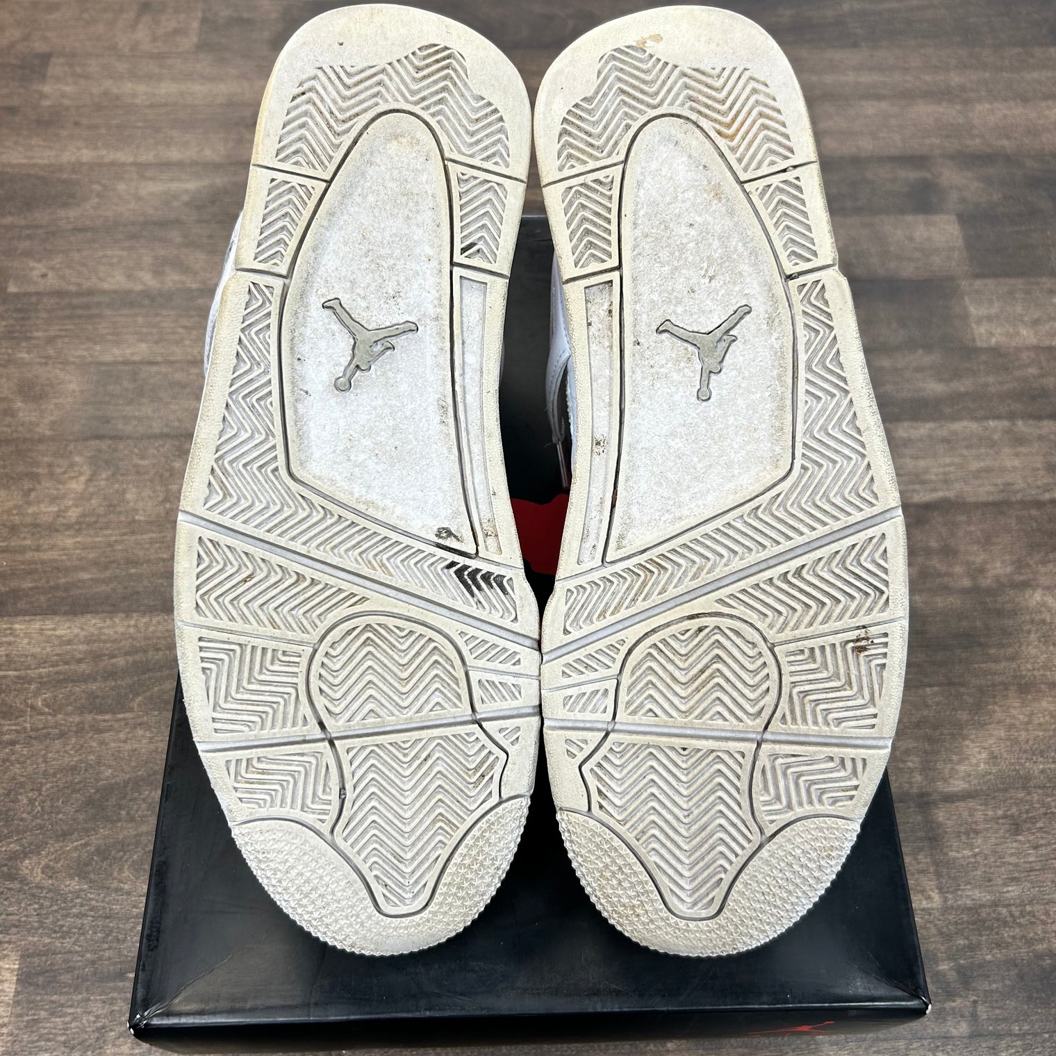 Pure Money Jordan 4 (2017) (USED)