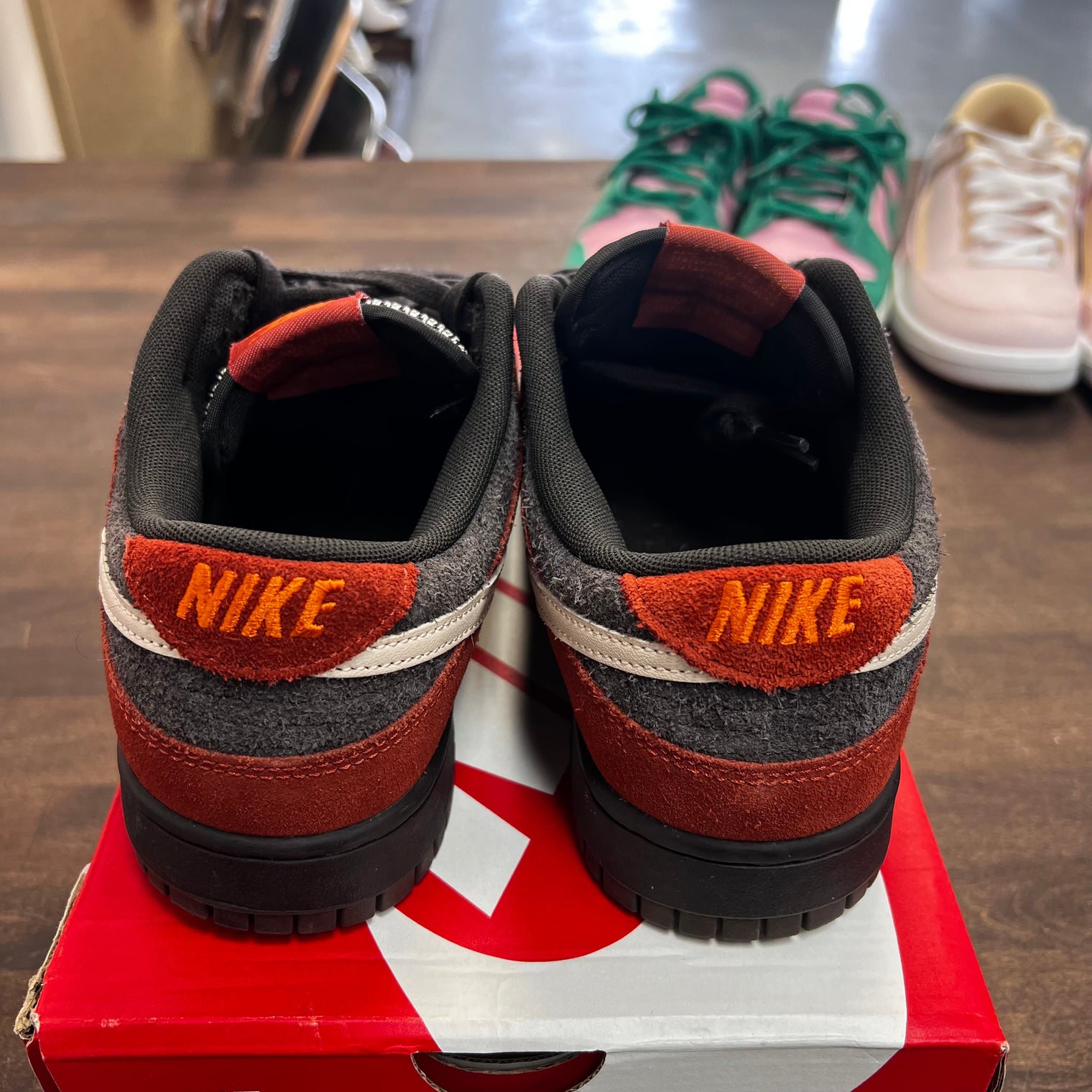 Red Panda Dunk Low (USED)