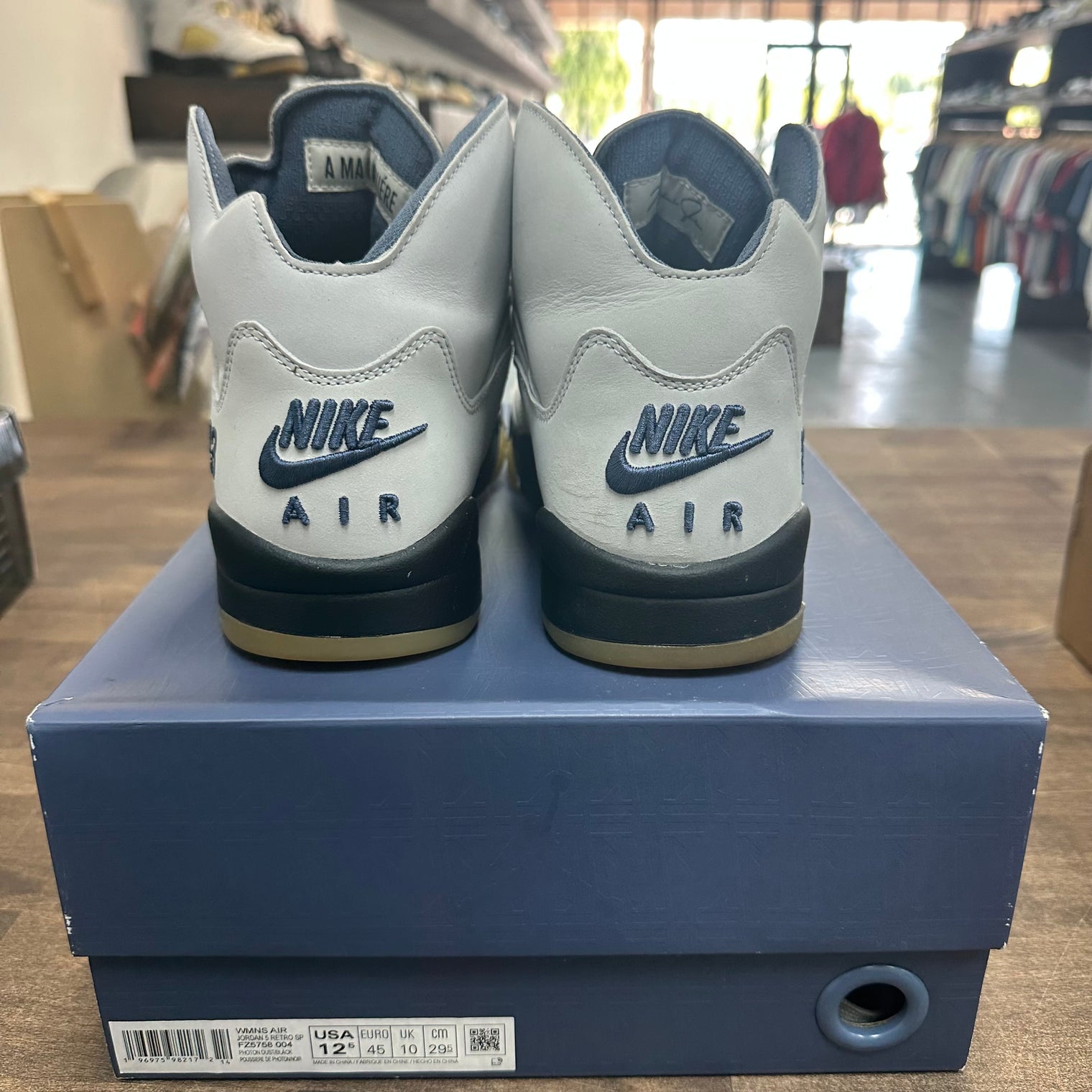 A Ma Maniere Dawn Jordan 5 (W) (USED)