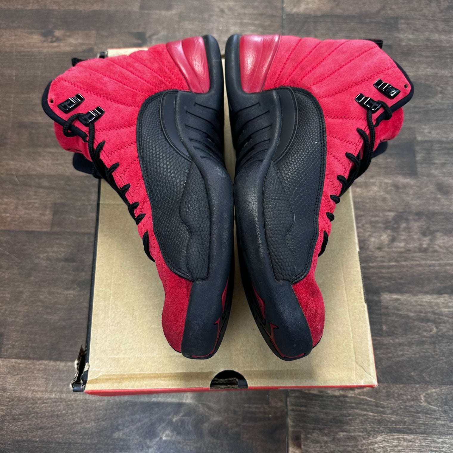 Reverse Flu Game Jordan 12 (USED)