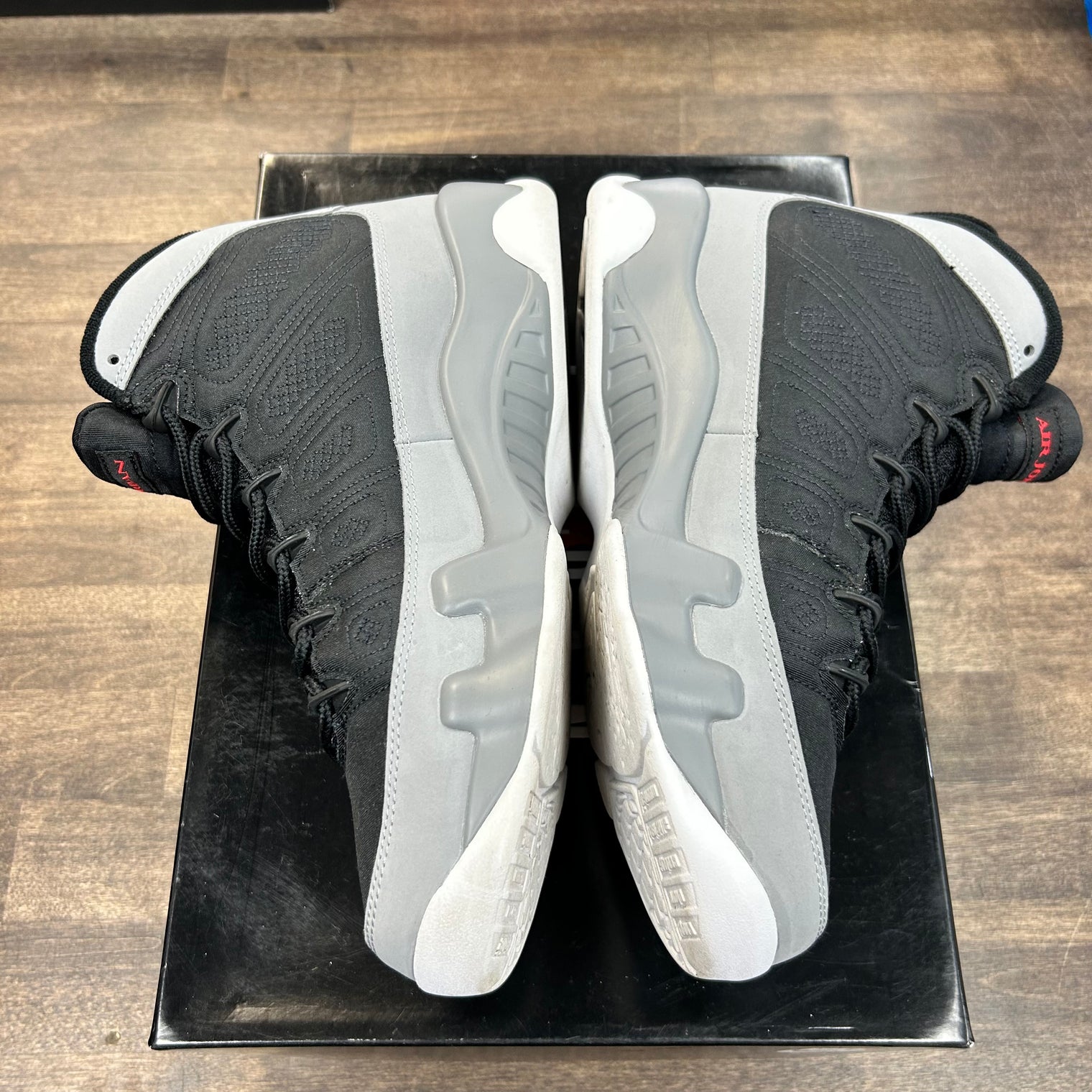 Particle Grey Jordan 9 (USED)