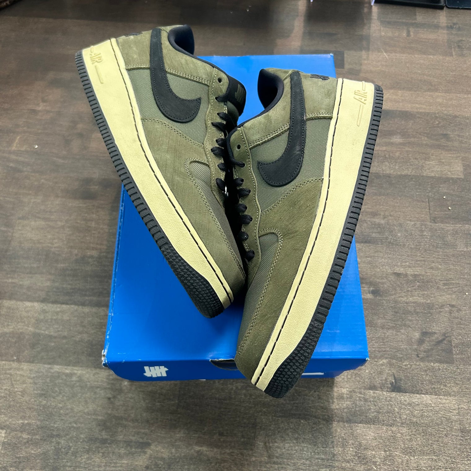 Undefeated Ballistic Dunk vs. AF1 Nike Air Force 1 Low SP (USED)