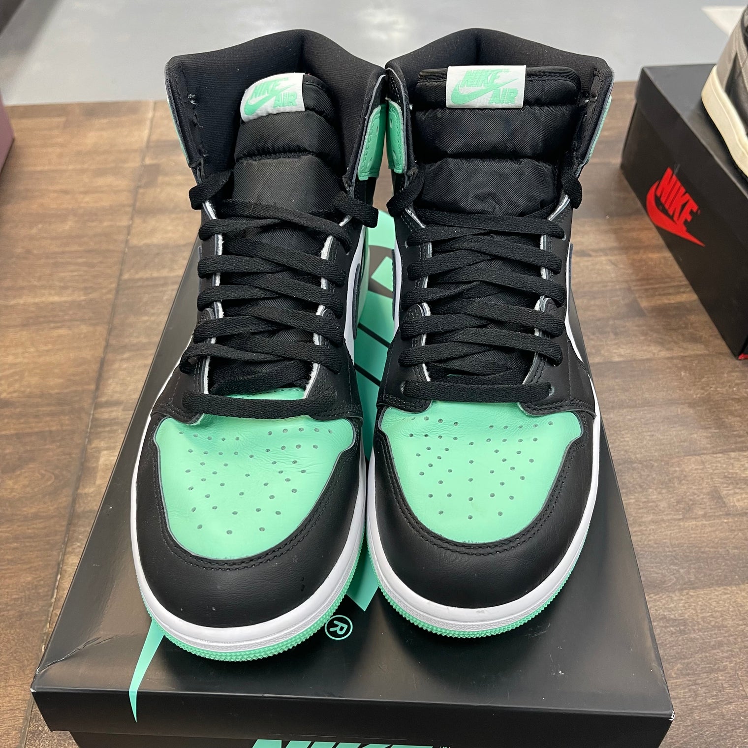 Green Glow Jordan 1 High (USED)