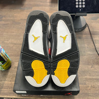Cool Grey Jordan 4 Retro (Lightly Worn)