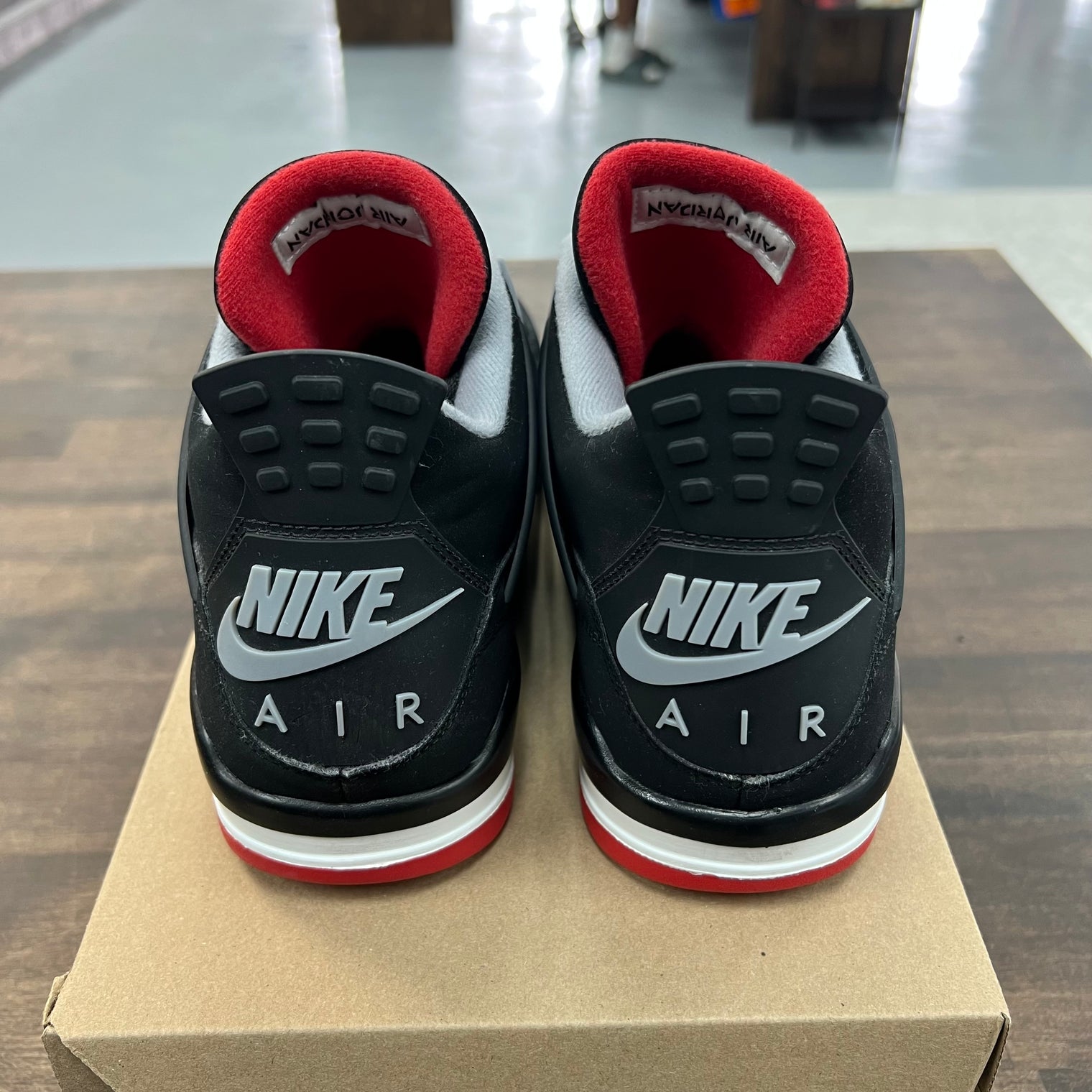 Bred Jordan 4 (2019) (Used,No Box)