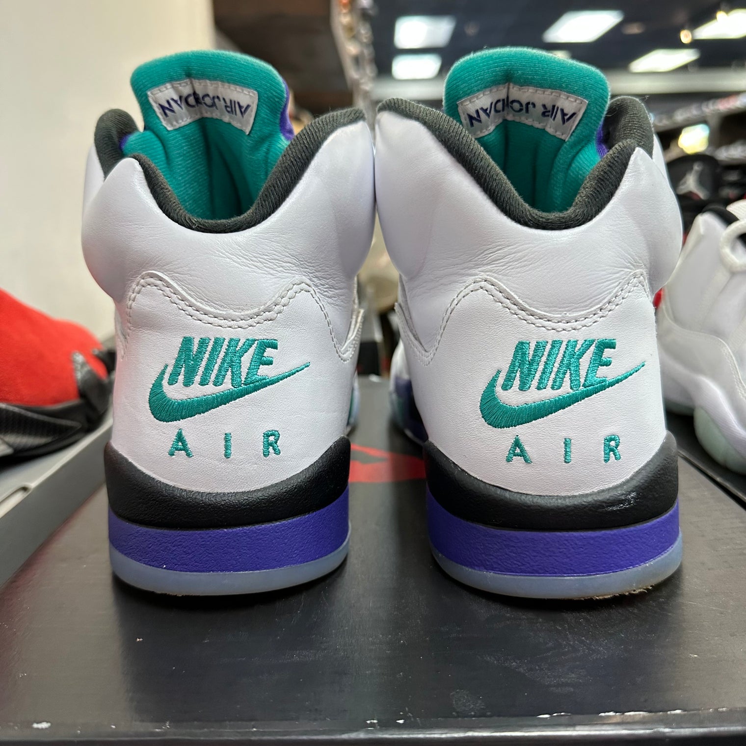 Grape Jordan 5 (2025) (USED)
