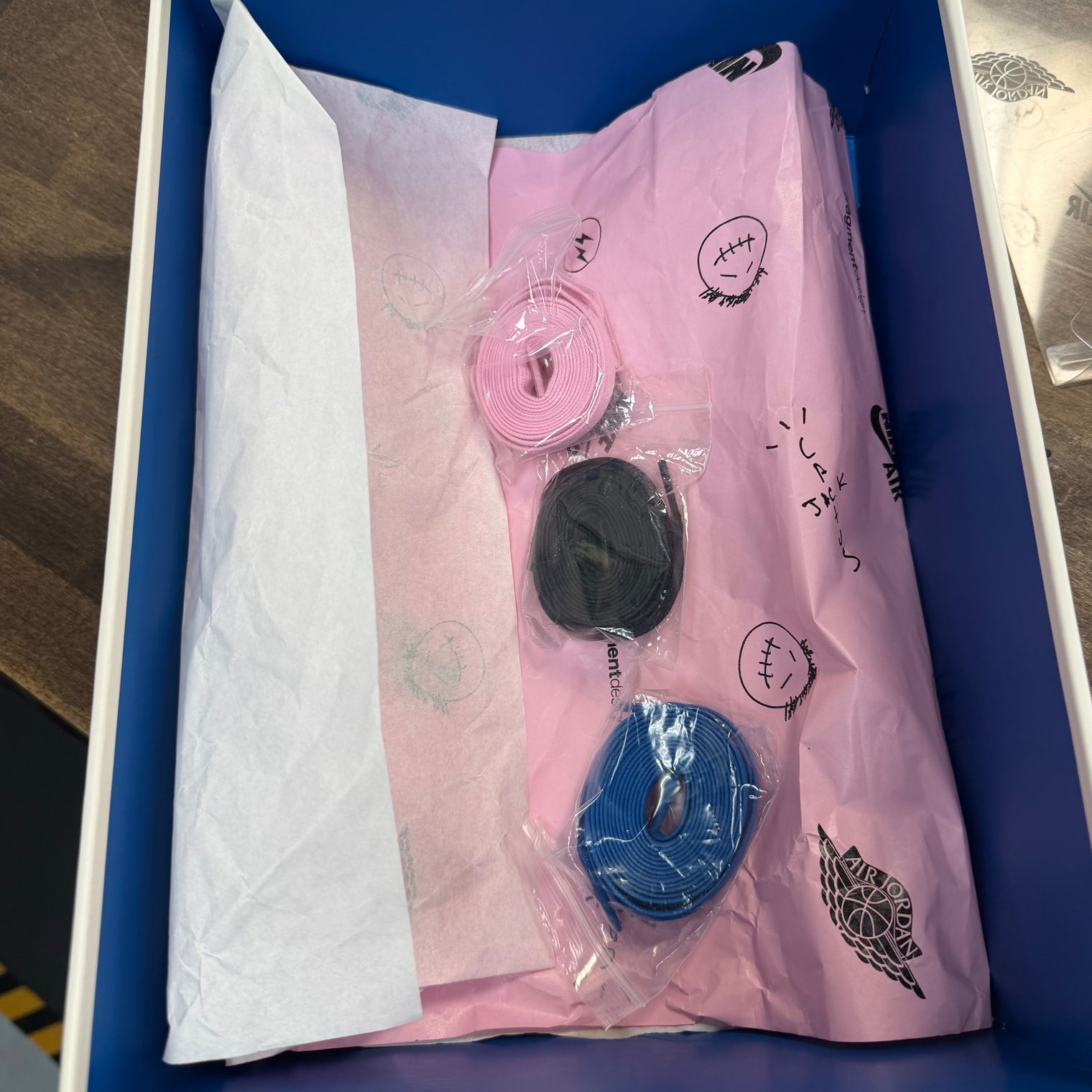 Travis Scott Fragment Jordan 1 Low OG SP (Lightly Worn)