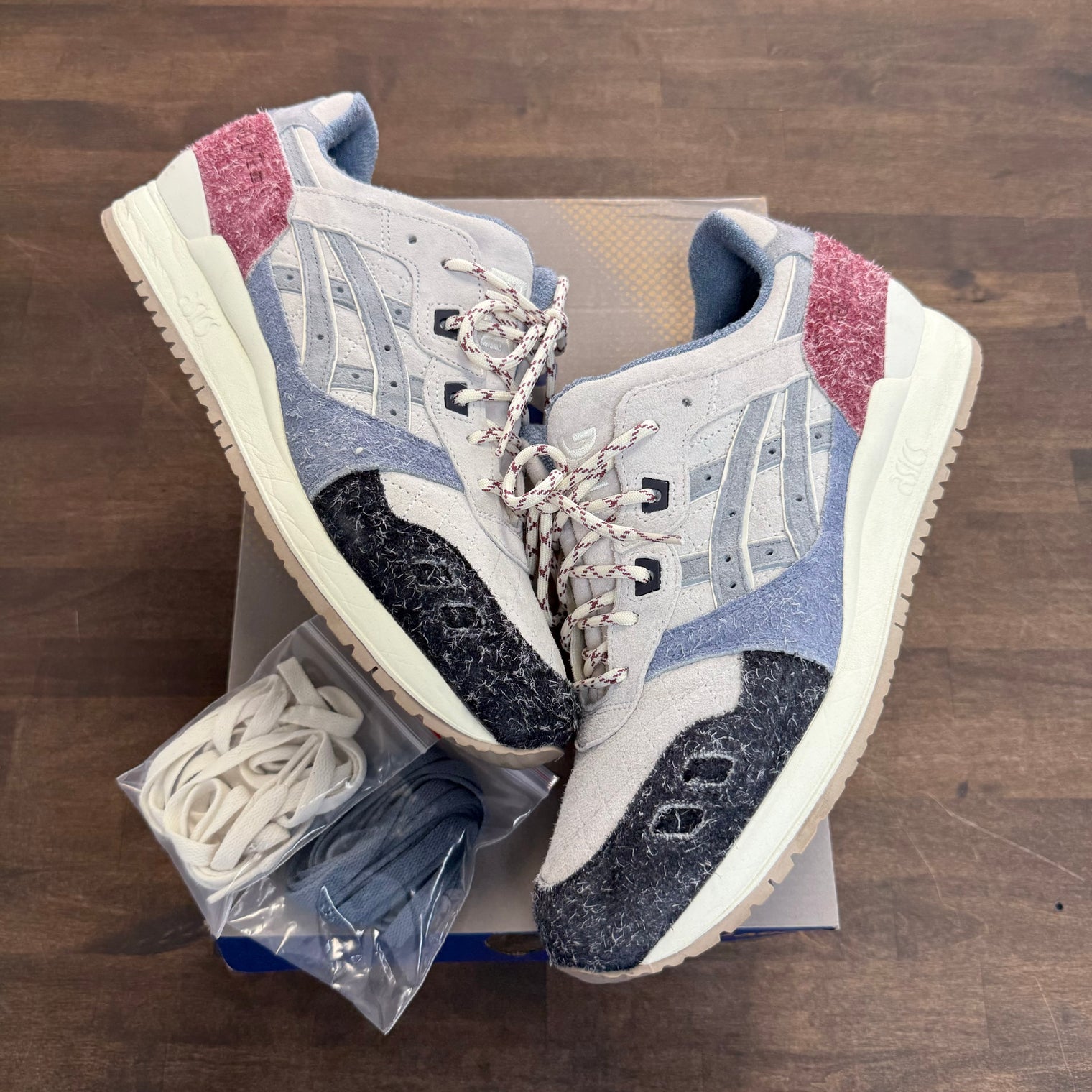 Seoul Kith Asics Gel Lyte lll (USED)