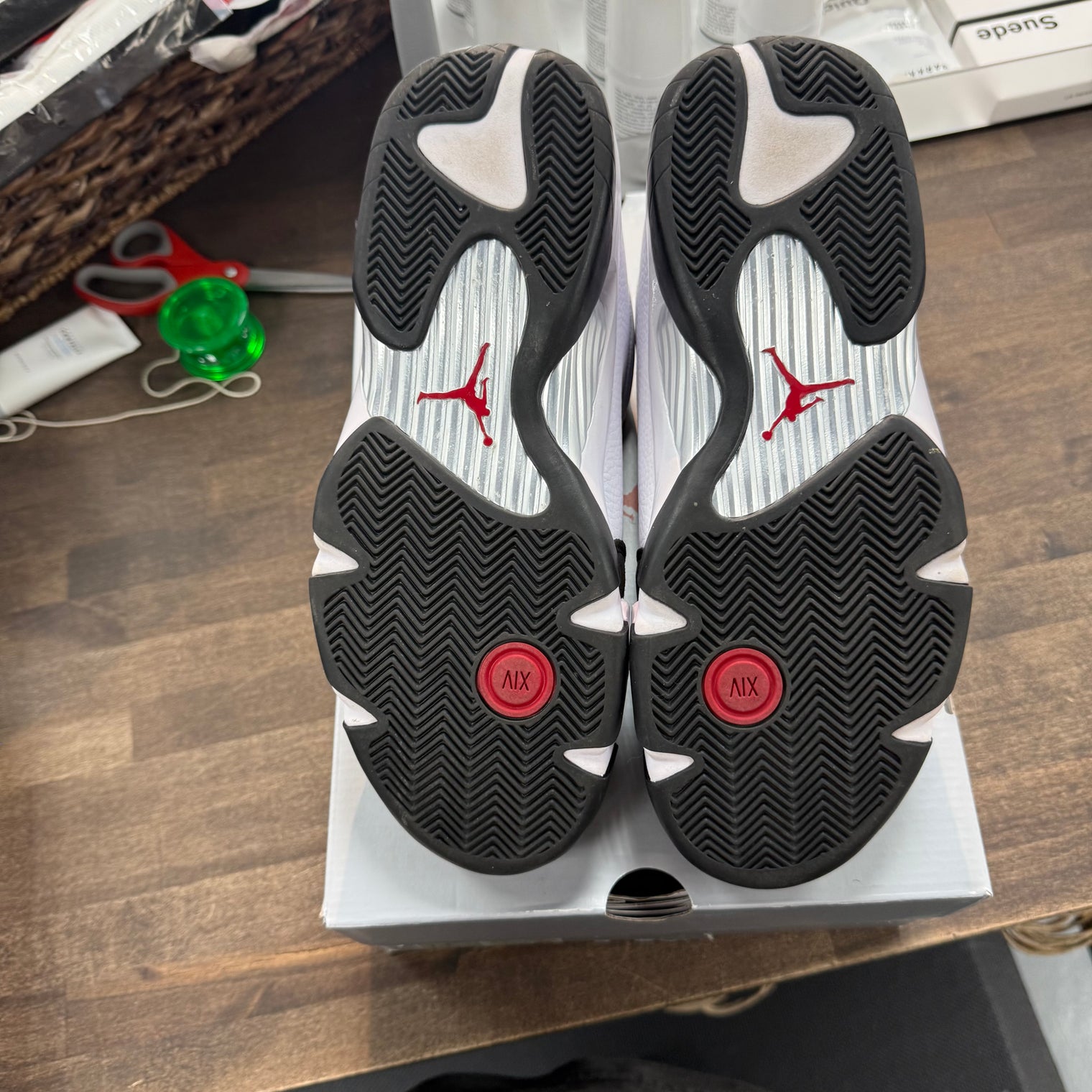 Black Toe Jordan 14 Retro (USED)