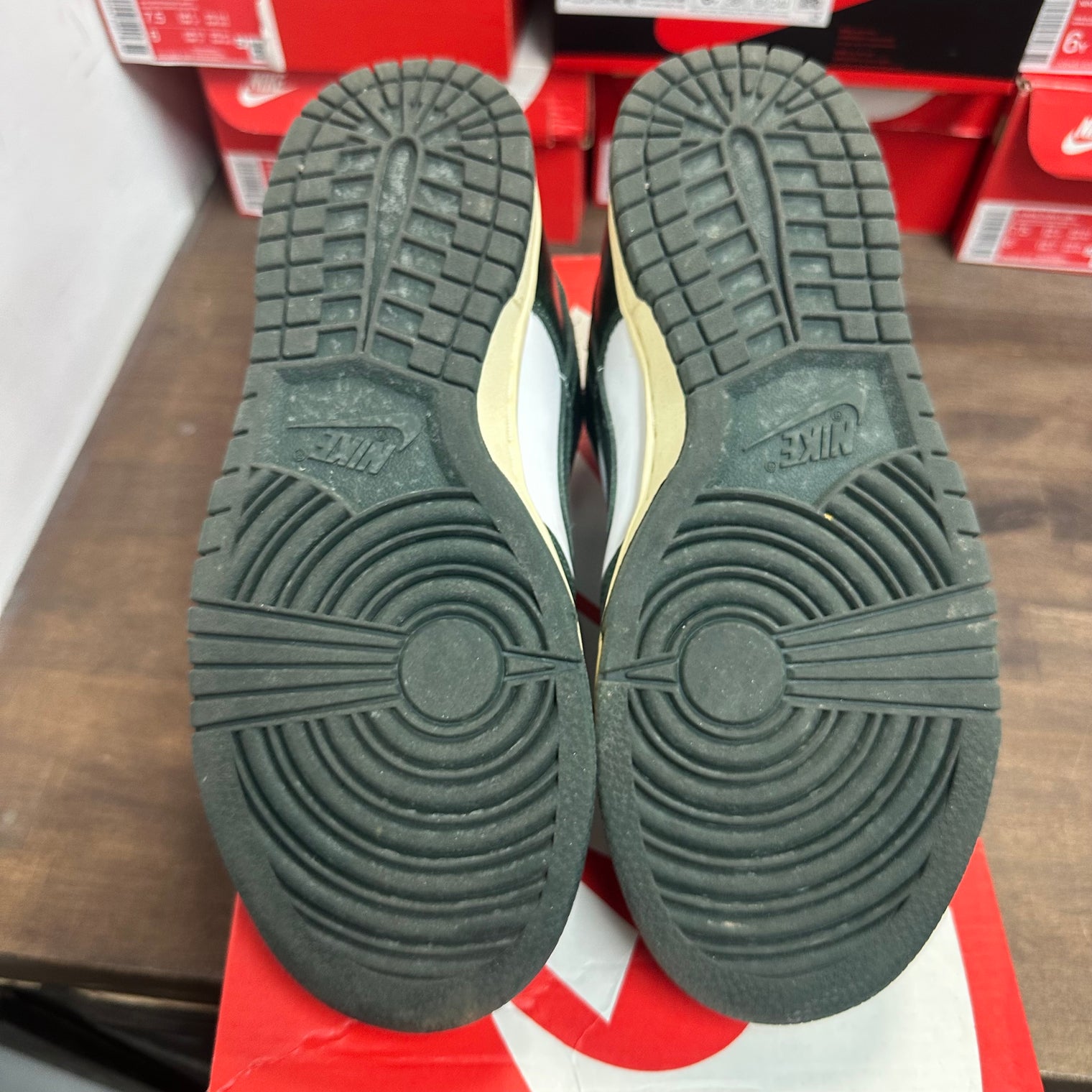 Vintage Green Dunk Low (W) (USED)