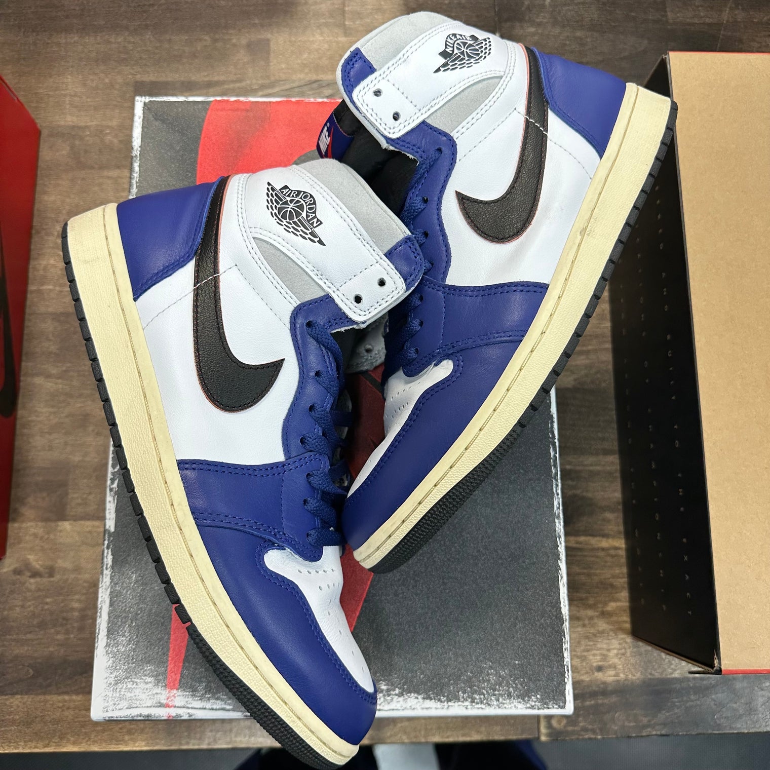 Rare Air Jordan 1 Retro High OG (USED)